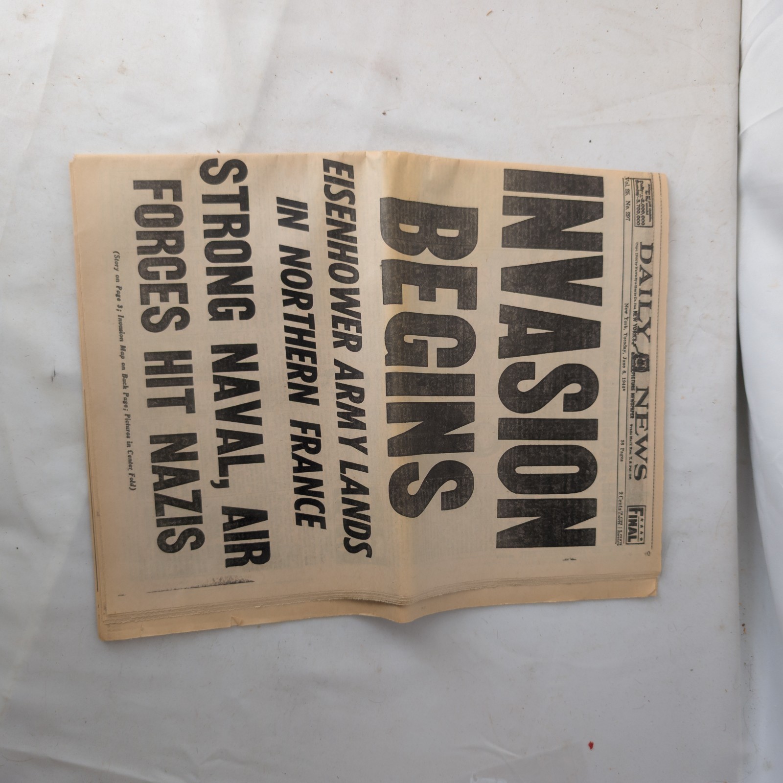 Vtg 1944 Daily News Newspaper New York WWII Invasion Begins June 6