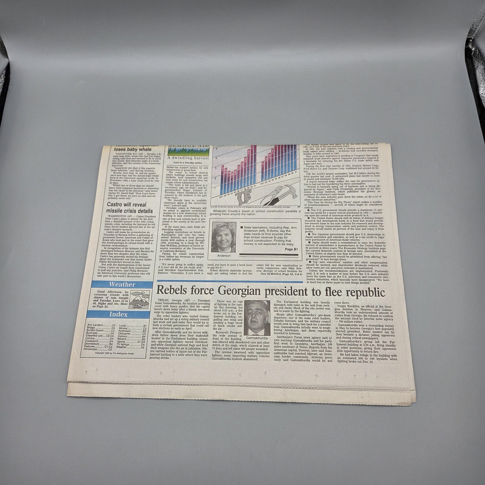 VTG 1992 Bellingham Herald WA Newspaper Jan 6 Alaska Pipeline Spill Front Page