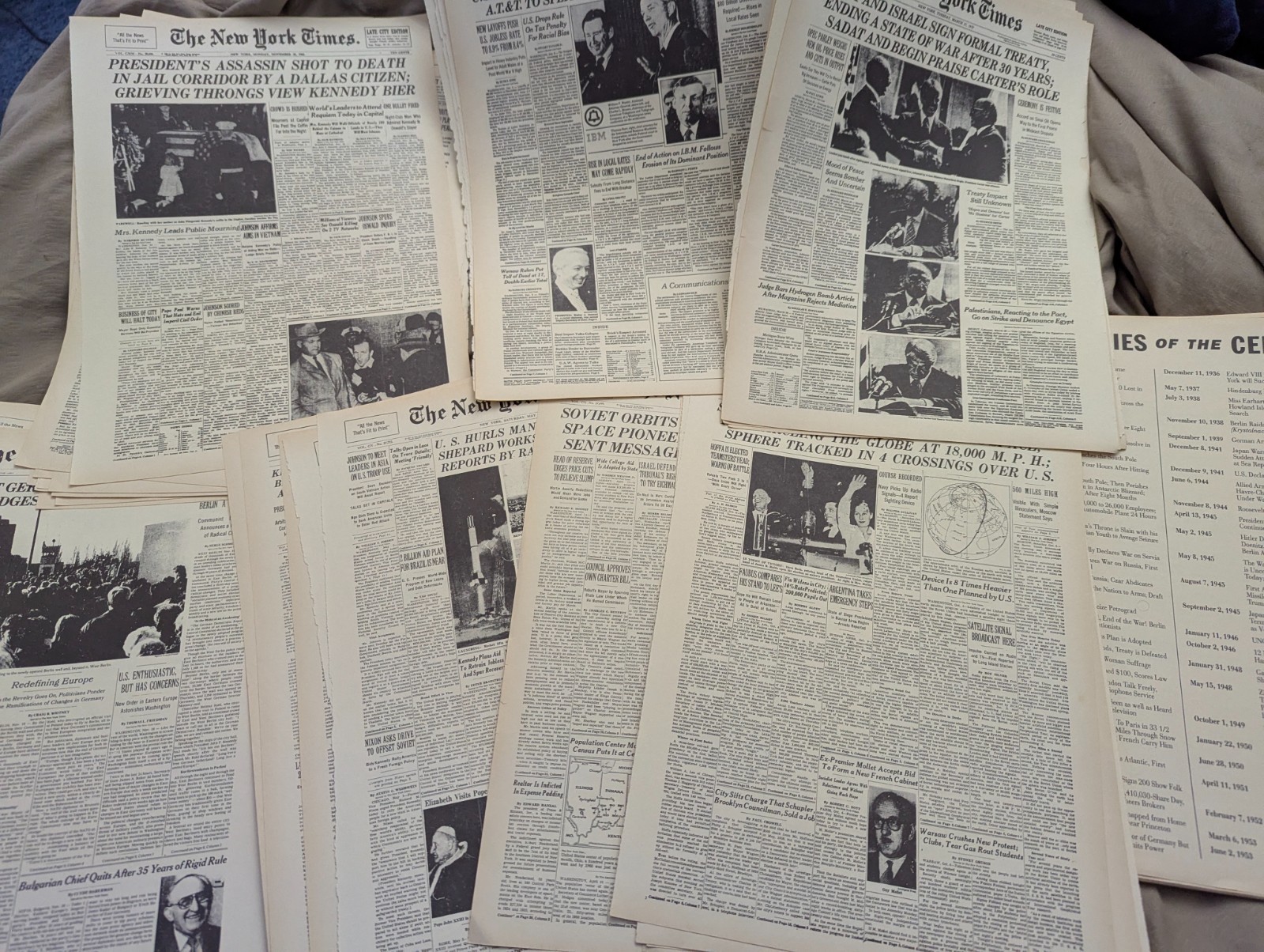 New York Times Front Page Paper Pack 25 Pages Vintage Newspaper Ephemera Junk Jo