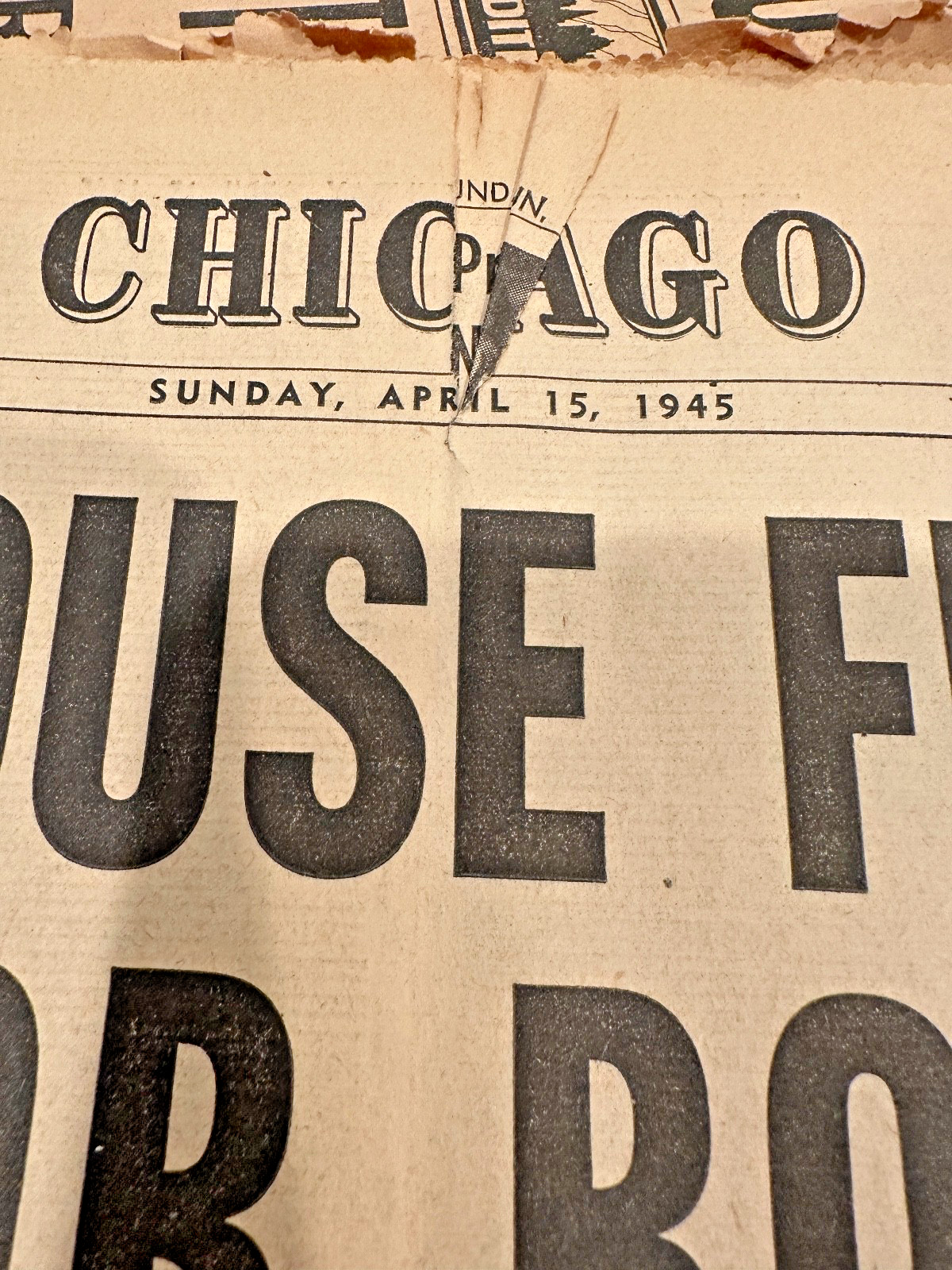 1945 Chicago Sun Newspaper Franklin D. Roosevelt funeral