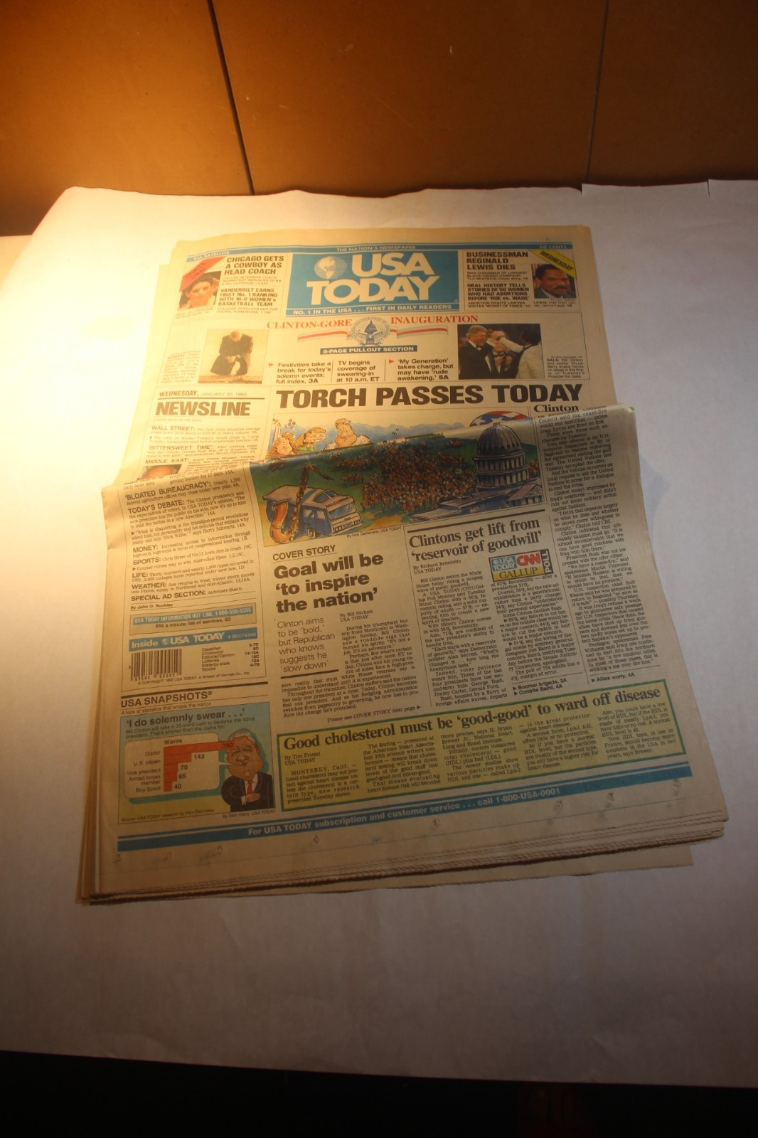 1992 Bill Clinton Inauguration USA Today Newspaper torch passes today vintage