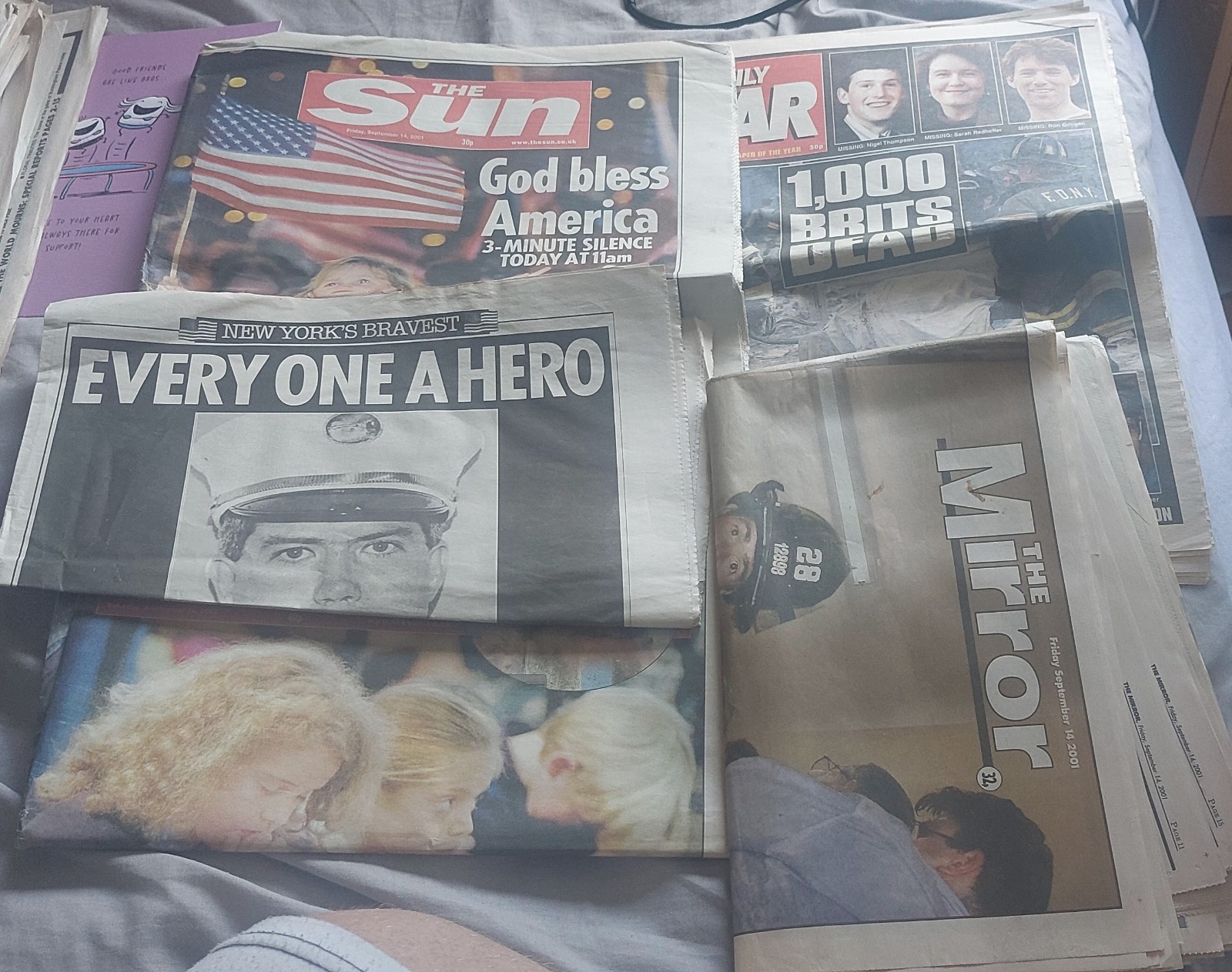 5 x 9/11 Newspapers From 2001 World Trade Center
