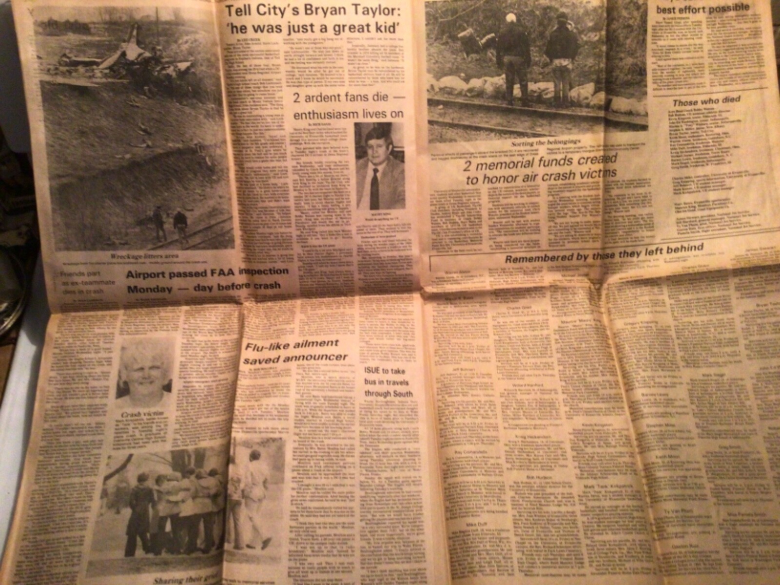 Memorial Edition Newspaper Coverage of 1977 University of Evansville Plane Crash