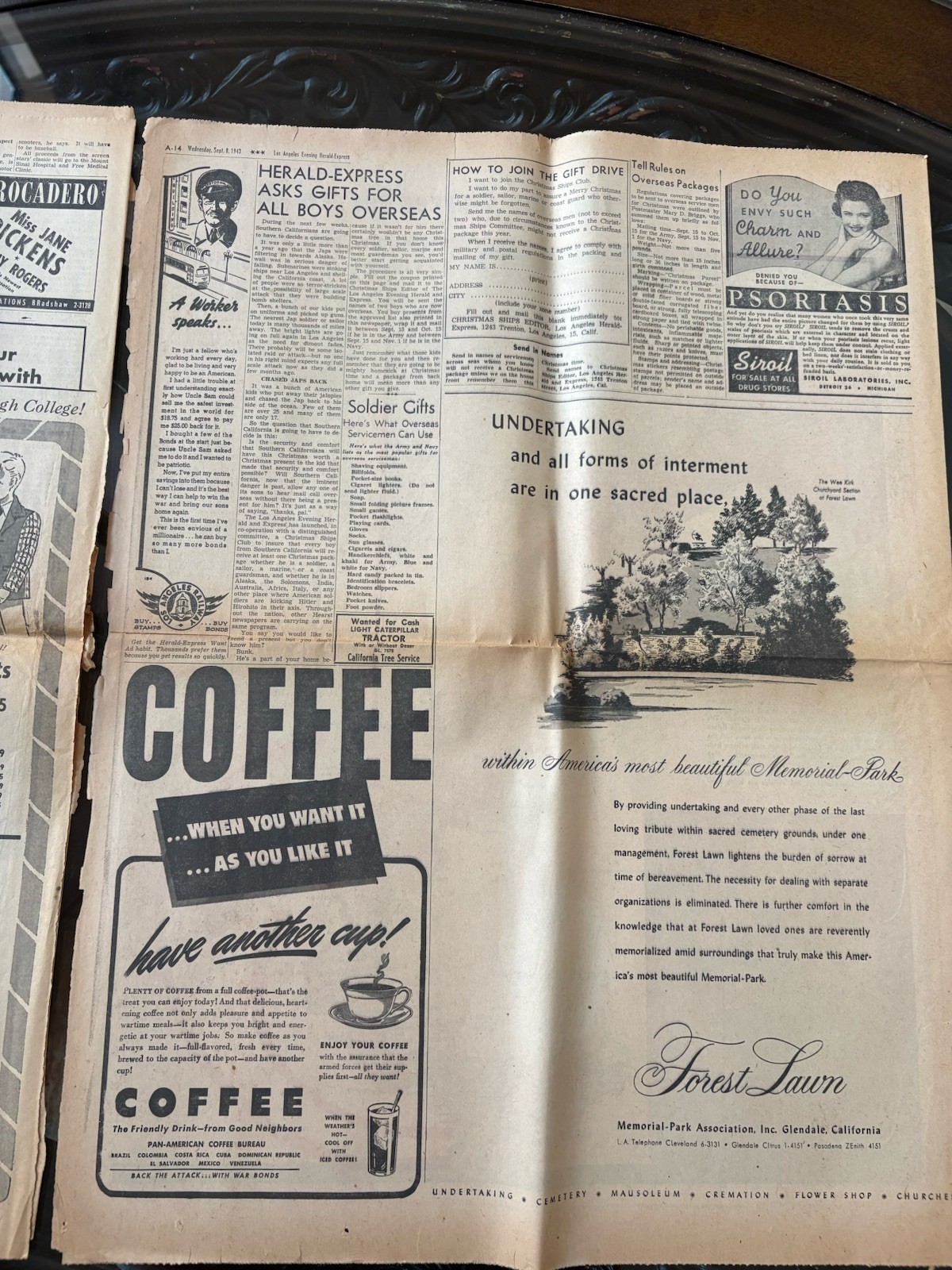 Vintage 1943 WAR EXTRA Newspaper