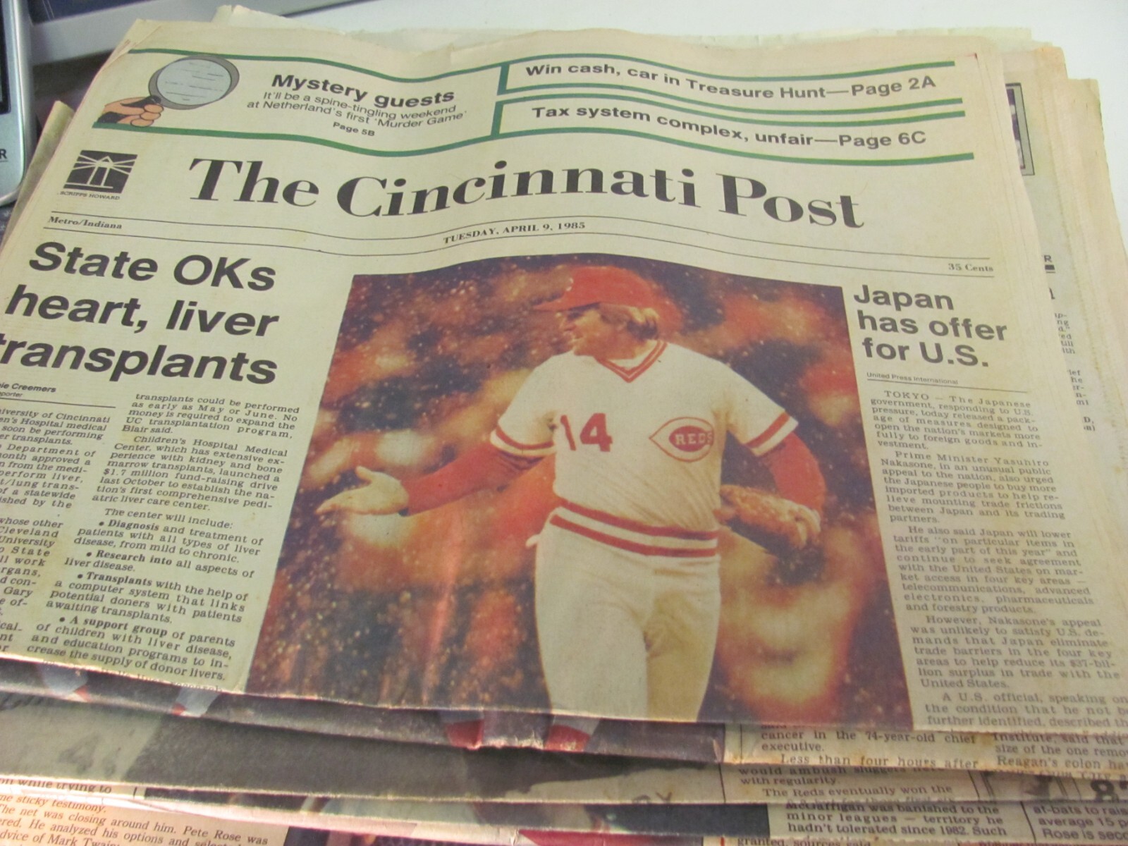 Pete Rose Newspaper Lot 1980s-1990s – Cincinnati Reds, Cincinnati Enquirer