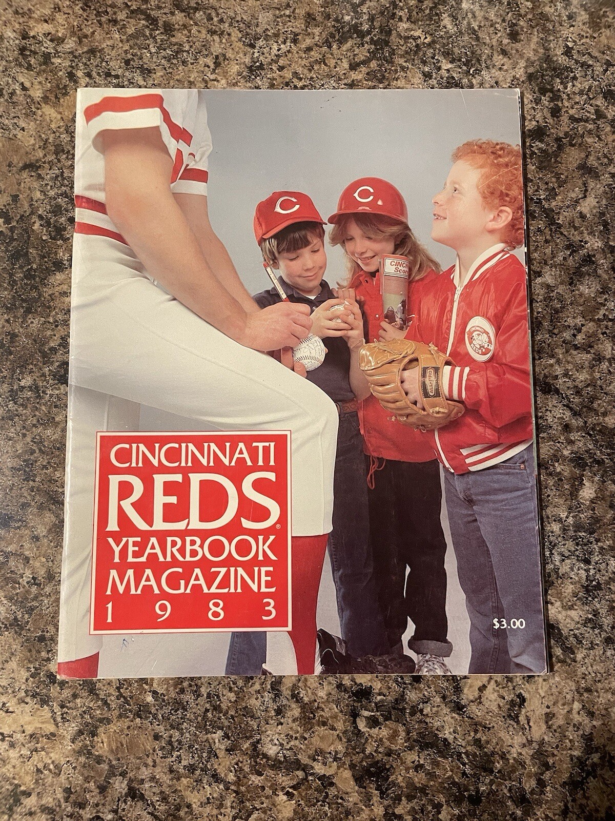 1983 Cincinnati Reds Baseball Yearbook