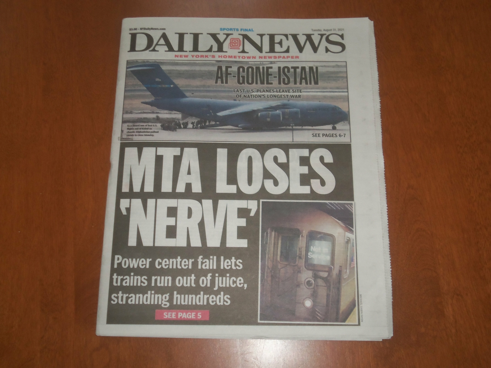 2021 AUGUST 31 NEW YORK DAILY NEWS NEWSPAPER- LAST U.S. PLANE LEAVES AFGHANISTAN