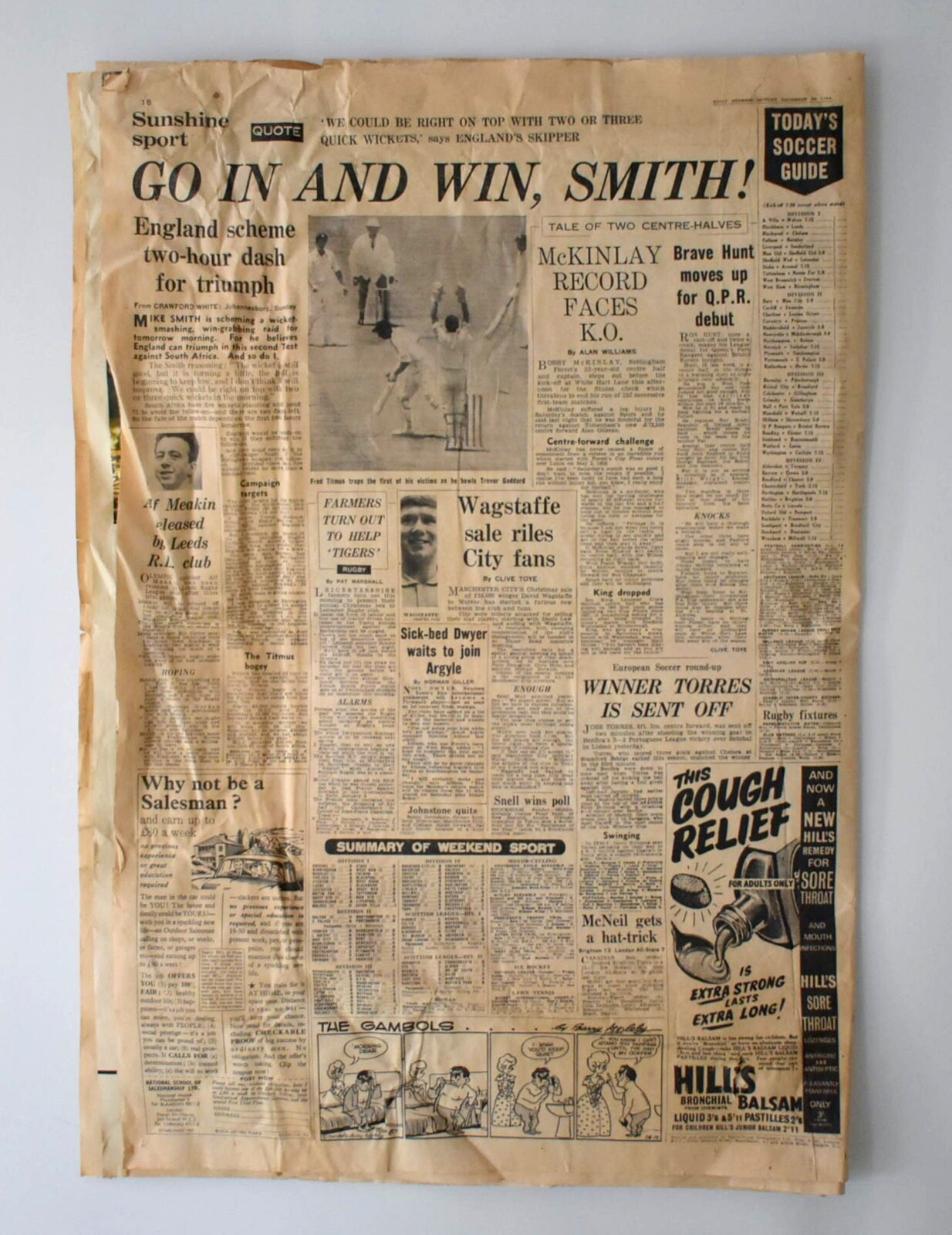 VINTAGE ORIGINAL DAILY EXPRESS NEWSPAPER MONDAY DECEMBER 28th 1964