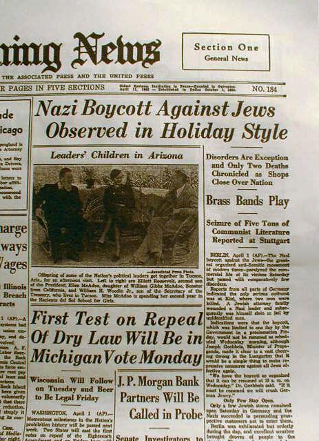 1933-1946 reprint display Newspapers REMEMBRANCE of THE HOLOCAUST Judaica WW II