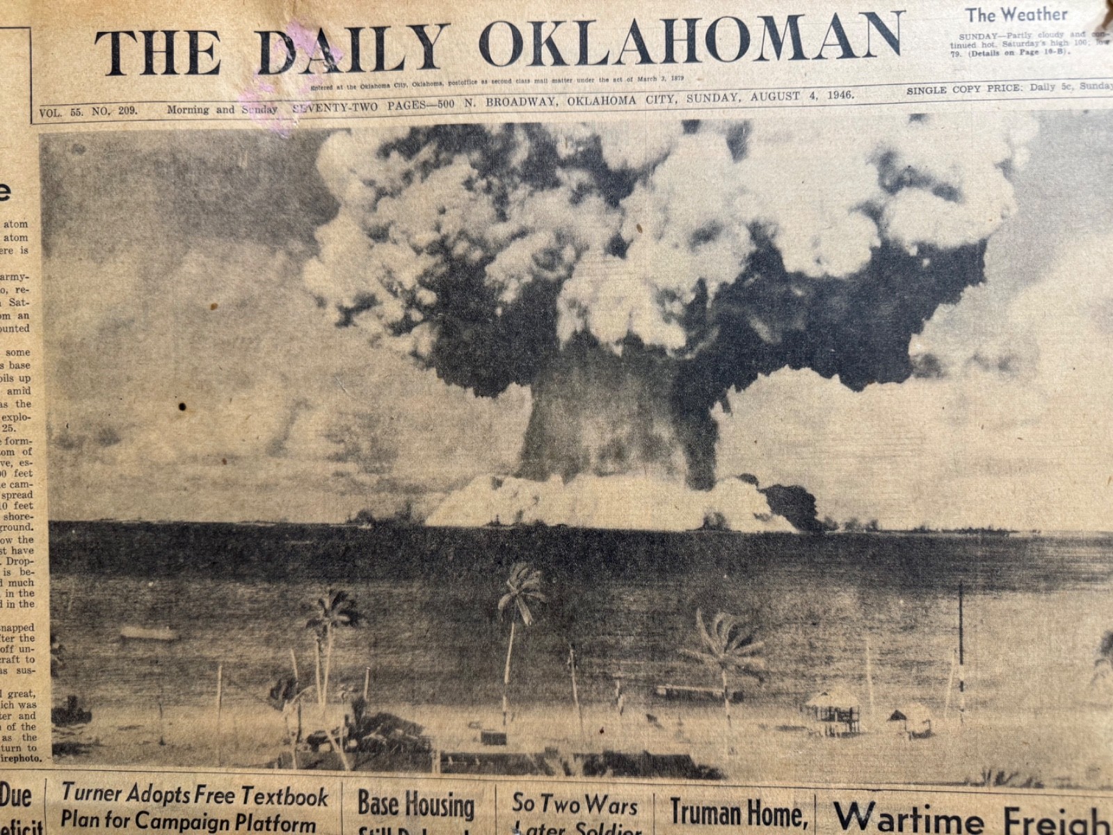 1946 ATOM BOMB PICTURES BIKINI LAGOON (2) NEWSPAPER PAGES FREE SHIPPING