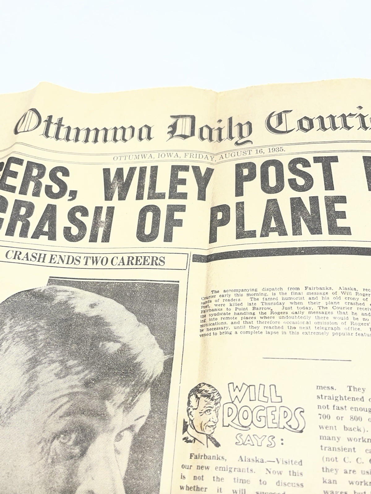 1935 Ottumwa Daily Courier Newspaper WILL ROGERS, WILEY POST PLANE CRASH ALASKA