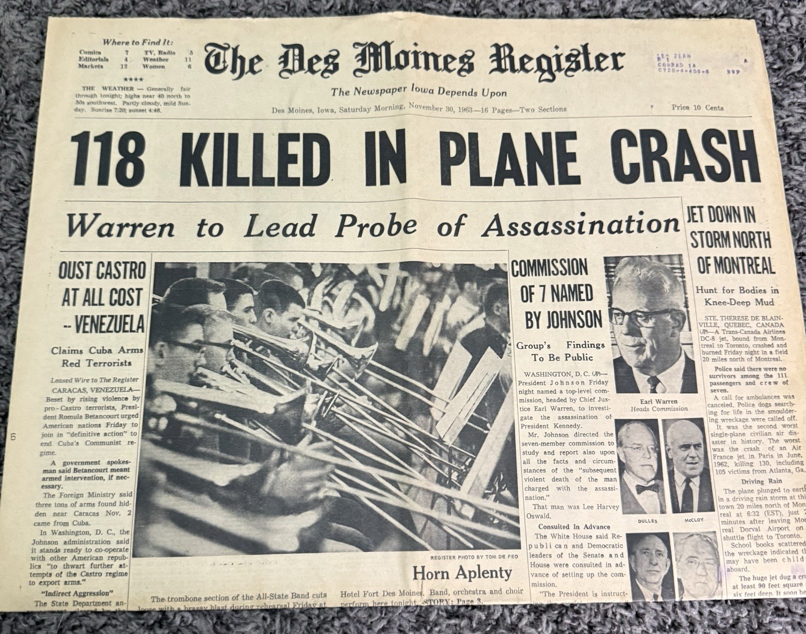 Des Moines IA Register Nov 1963 JFK Assassination Warren Commission Plane Crash