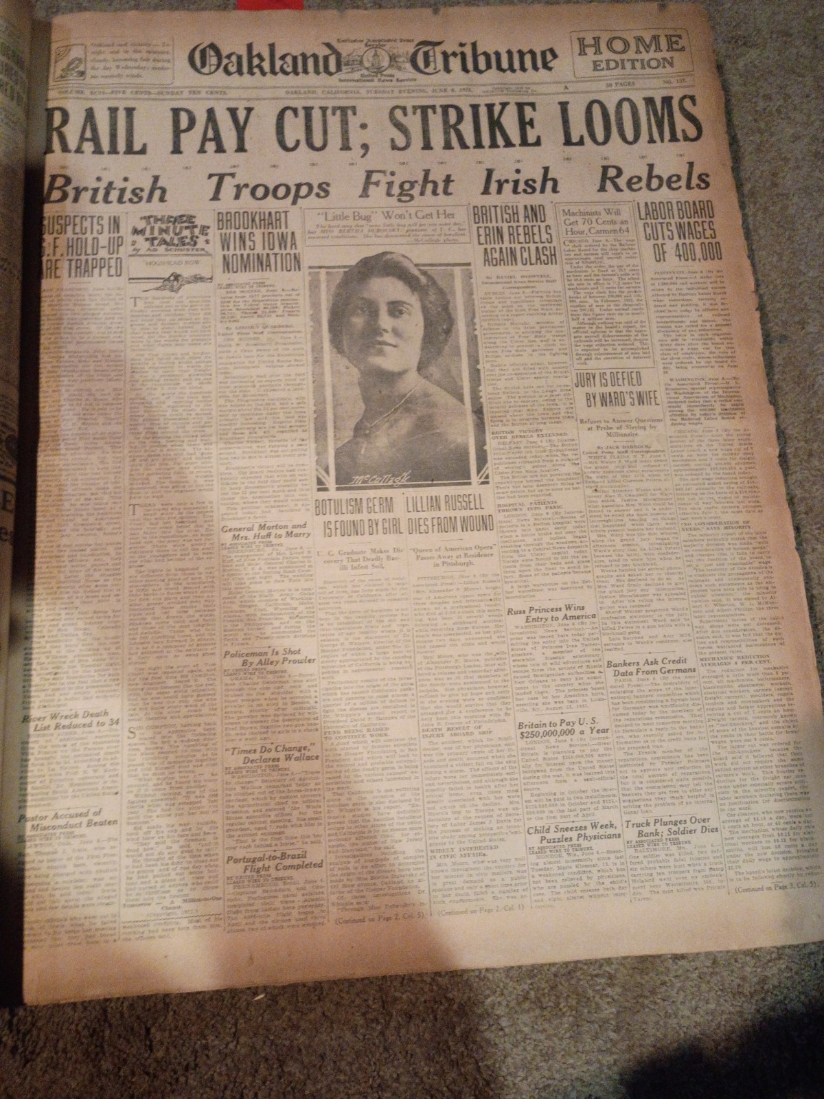 Oakland Tribune Home Edition Bound Newspaper Volume, June 1922
