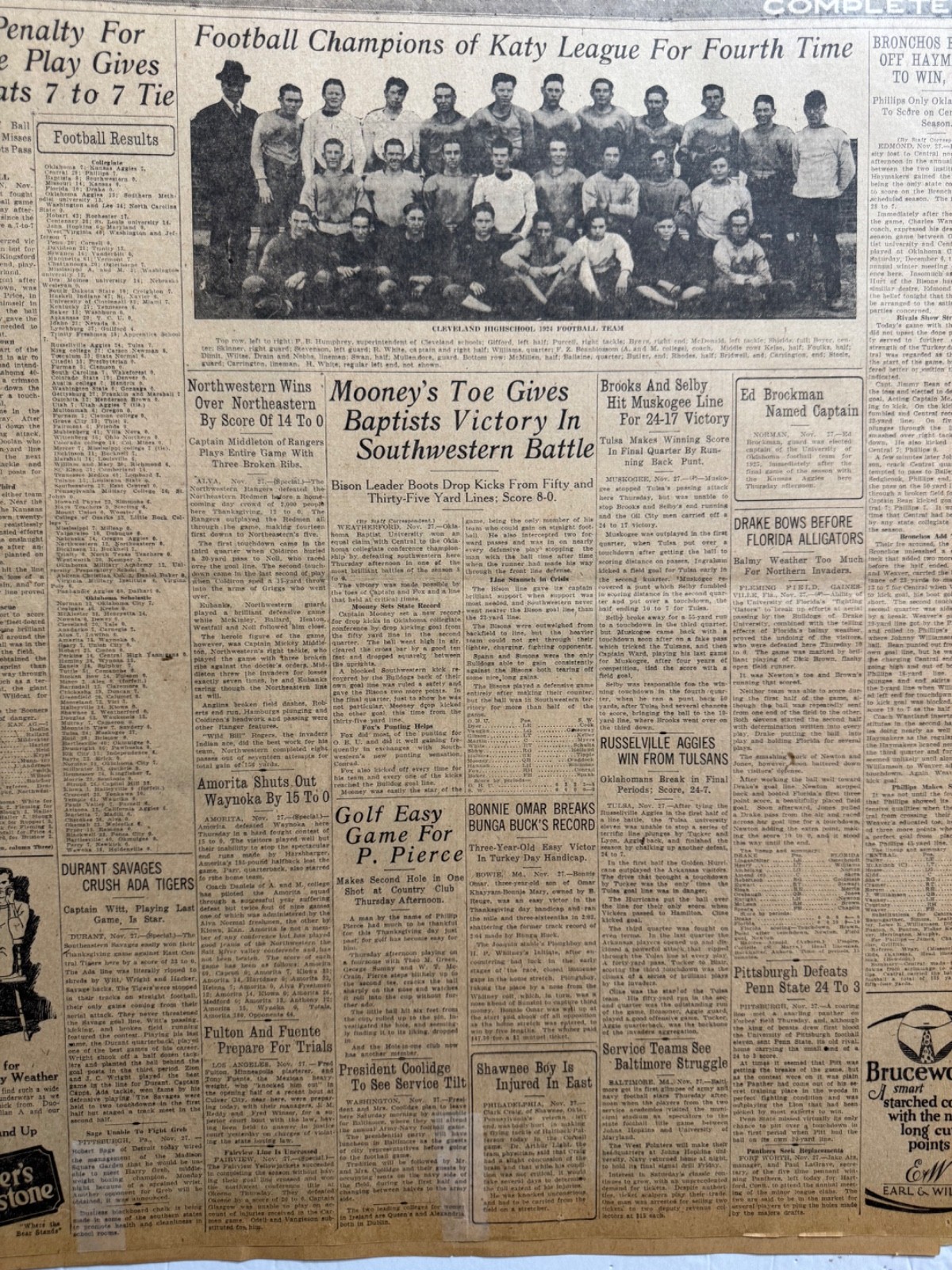 1924 CLEVELAND, OKLA. HIGHSCHOOL FOOTBALL TEAM OKLA. CITY NEWSPAPER PAGE