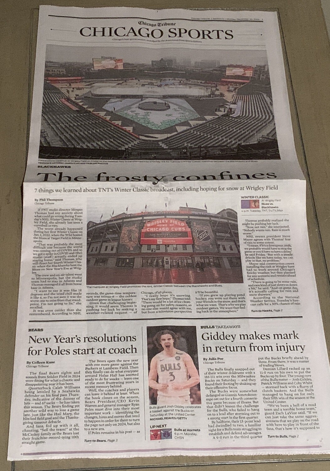 Blackhawks Wrigley Field Winter Classic – Chicago Tribune – December 30, 2024