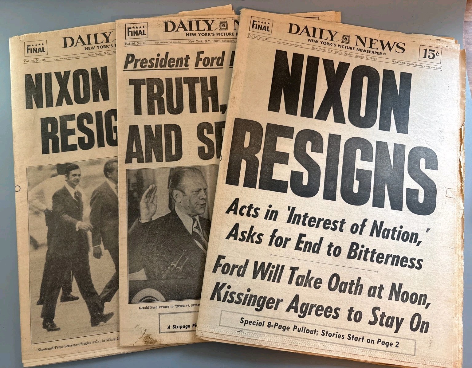 Vintage 1974 NY Daily News Nixon Resigns Gerald Ford Watergate Newspaper Lot 3