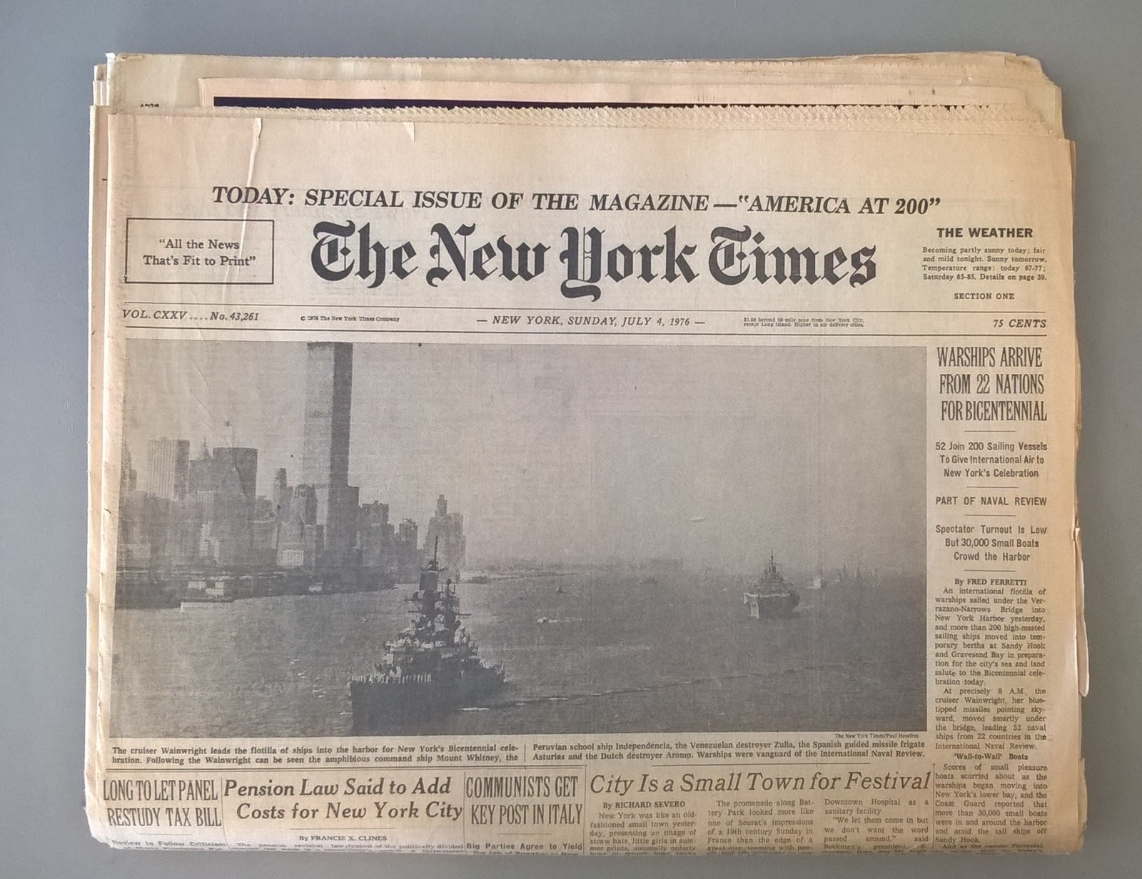 New York Times Bicentennial Newspaper July 4th 1976 NYT American USA Ephemera