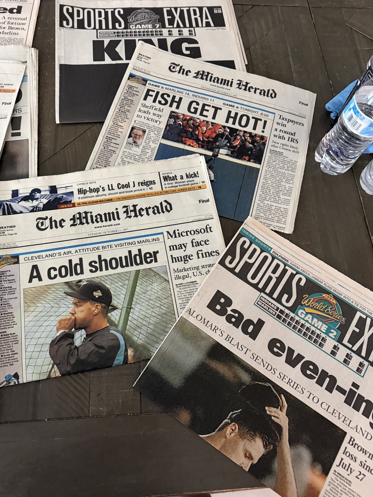 Lot of 17 Florida Marlins World Series Newspaper Headlines Baseball MLB Miami