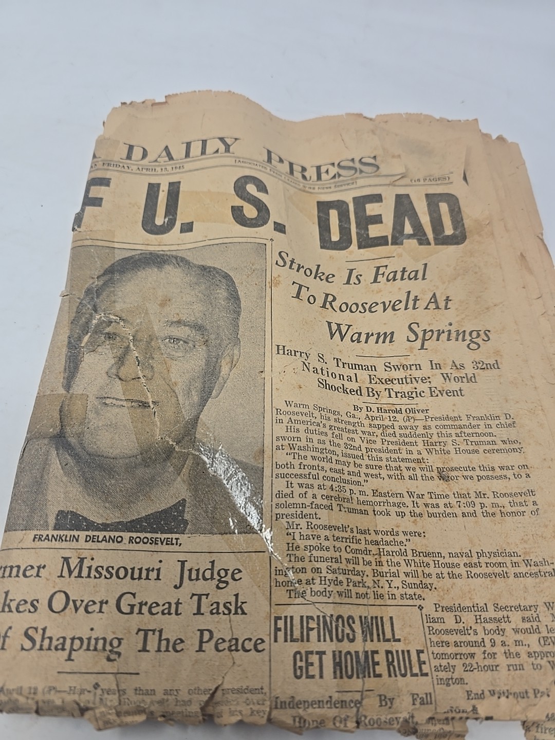 President Roosevelt Dead newspaper 1945 The Escanaba Daily April 13th