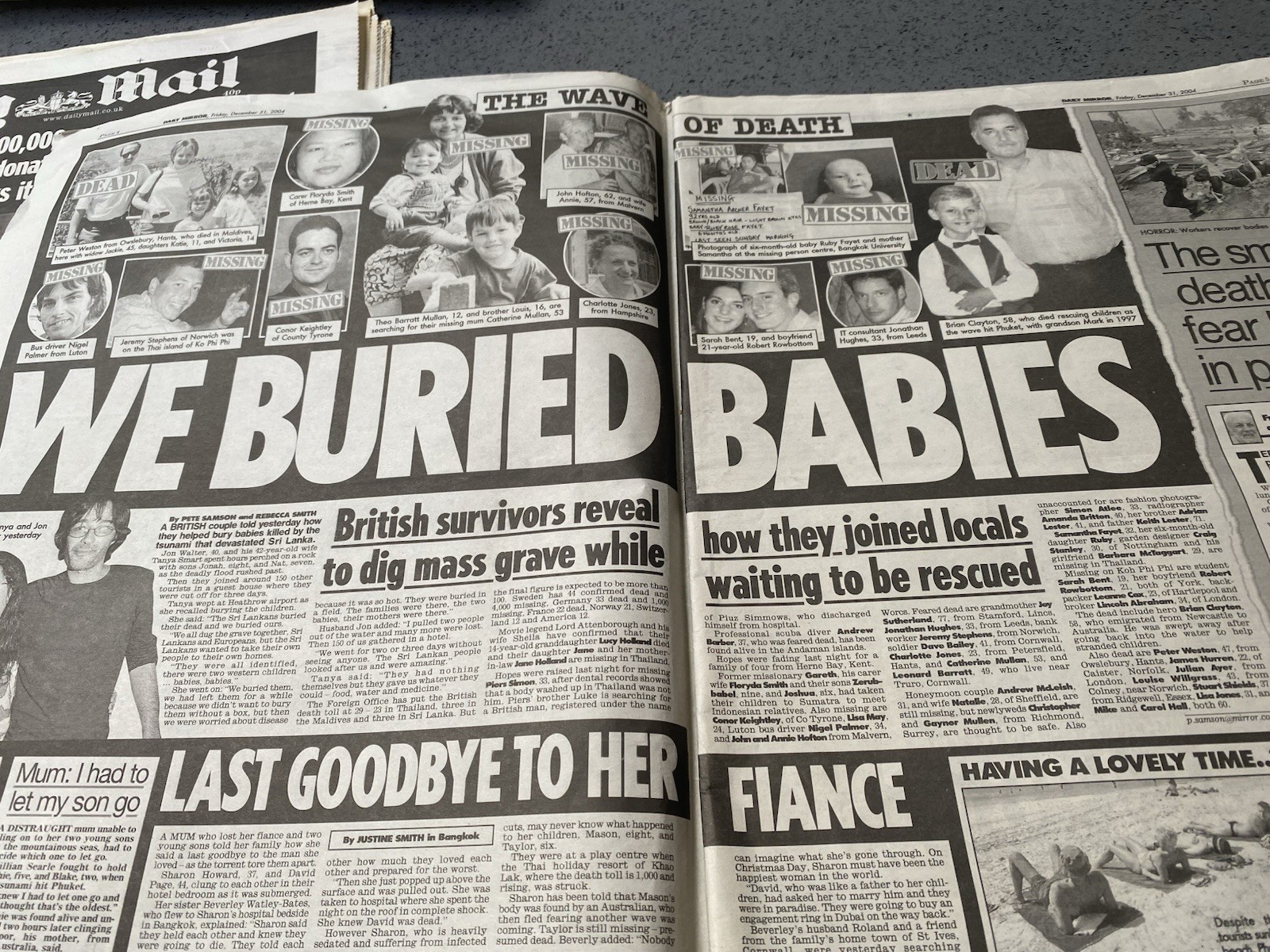 Daily Mail Mirror Newspaper December 2004 Asian Tsunami Disaster