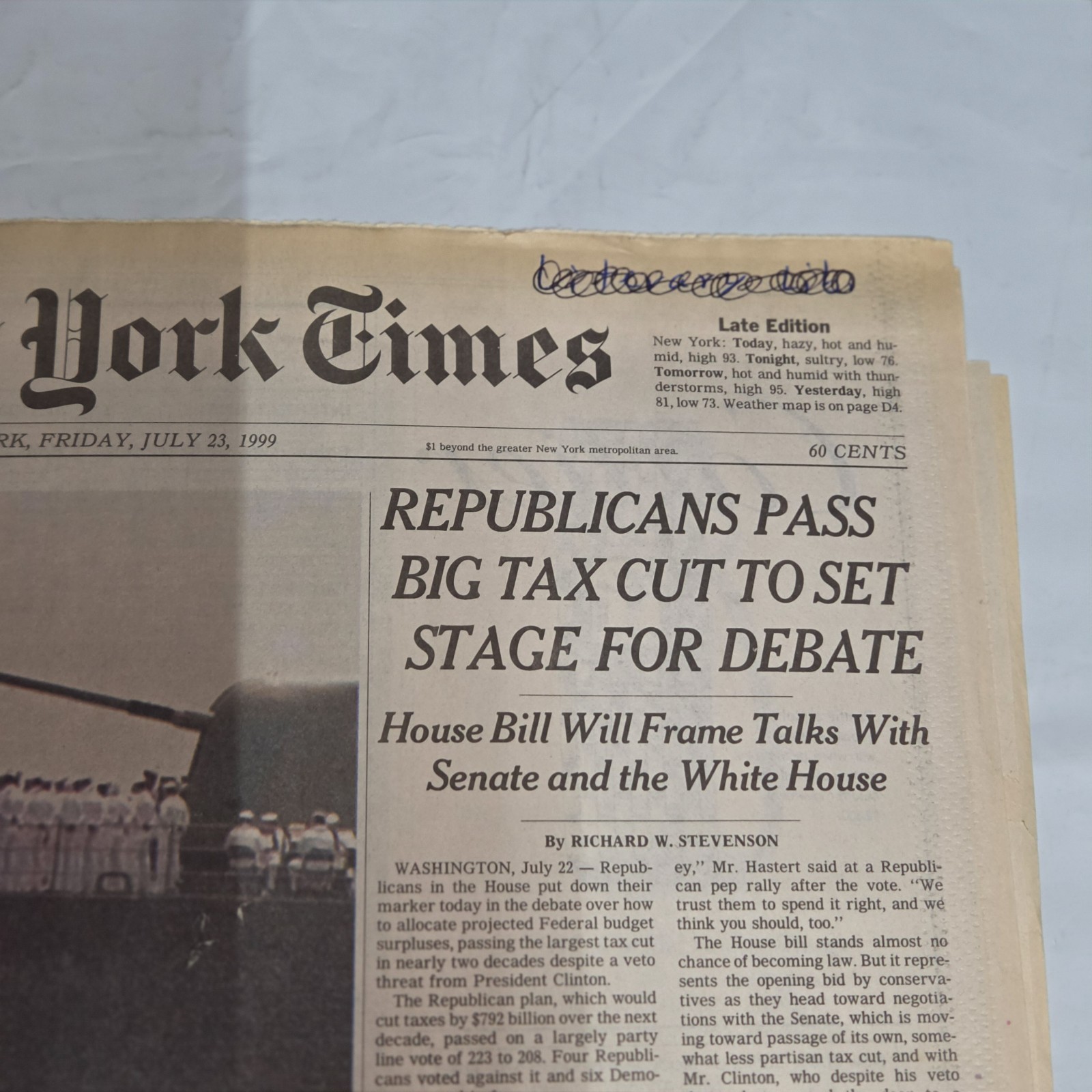 NY Times July 23 1999 JFK Jr Memorial At Sea Ashes Scattered Kennedy Newspaper