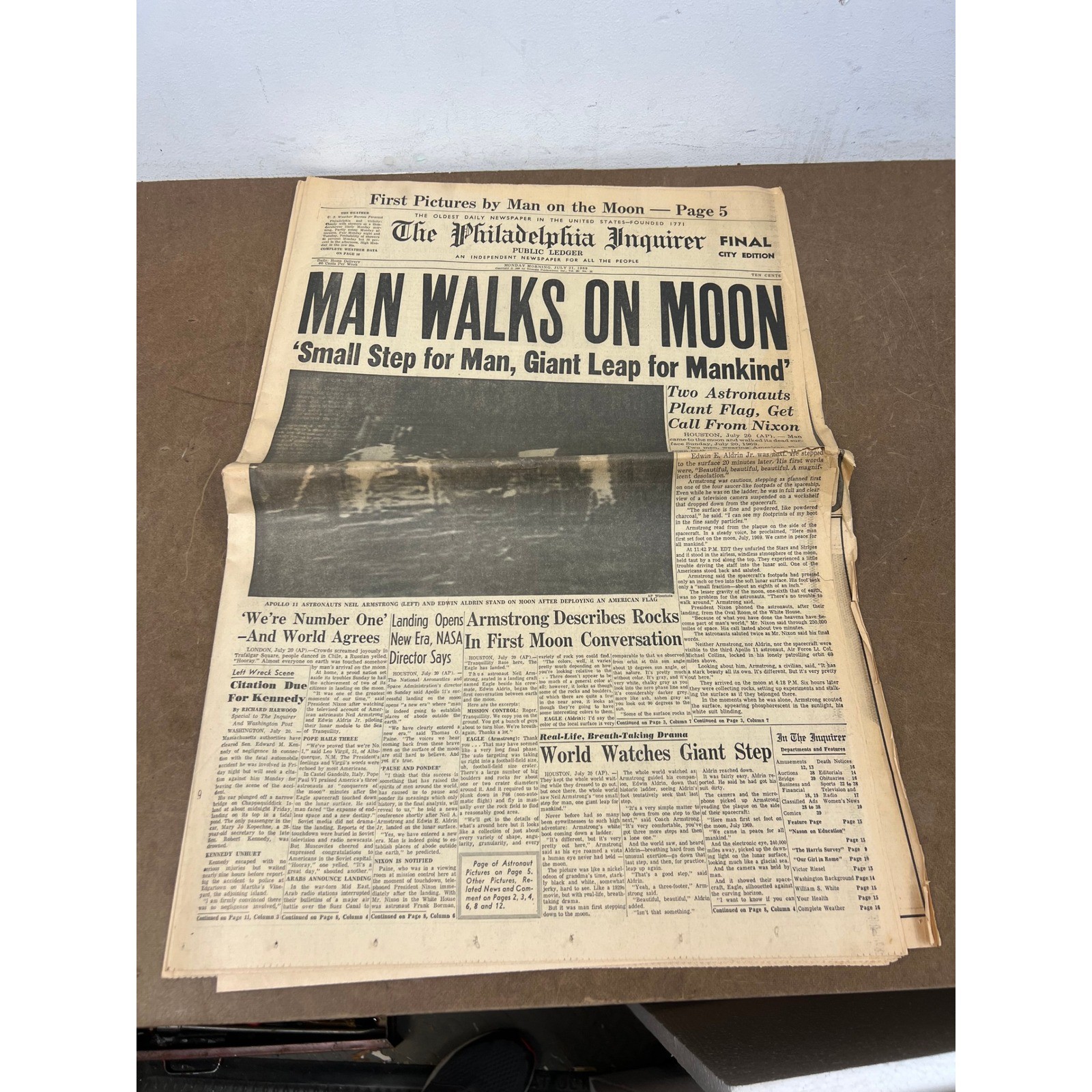 The Philadelphia Inquirer July 21 1969 Newspaper Man Walks On Moon Apollo 11
