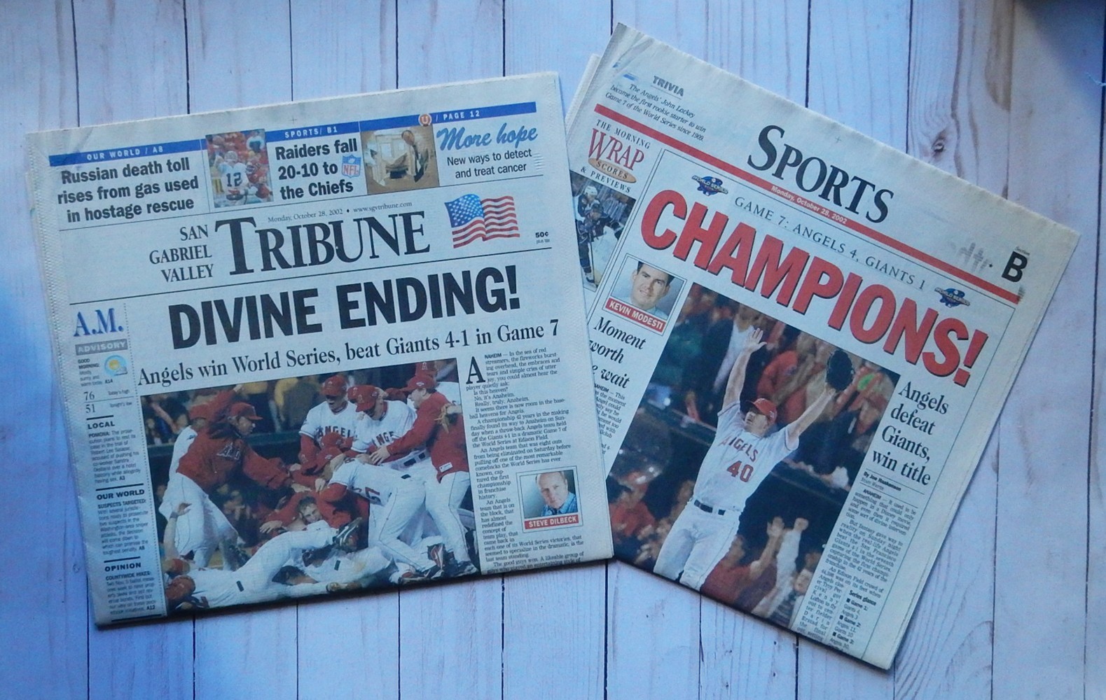 Angels Win World Series Champions Newspaper 2002 LA Los Angeles Area Tribune