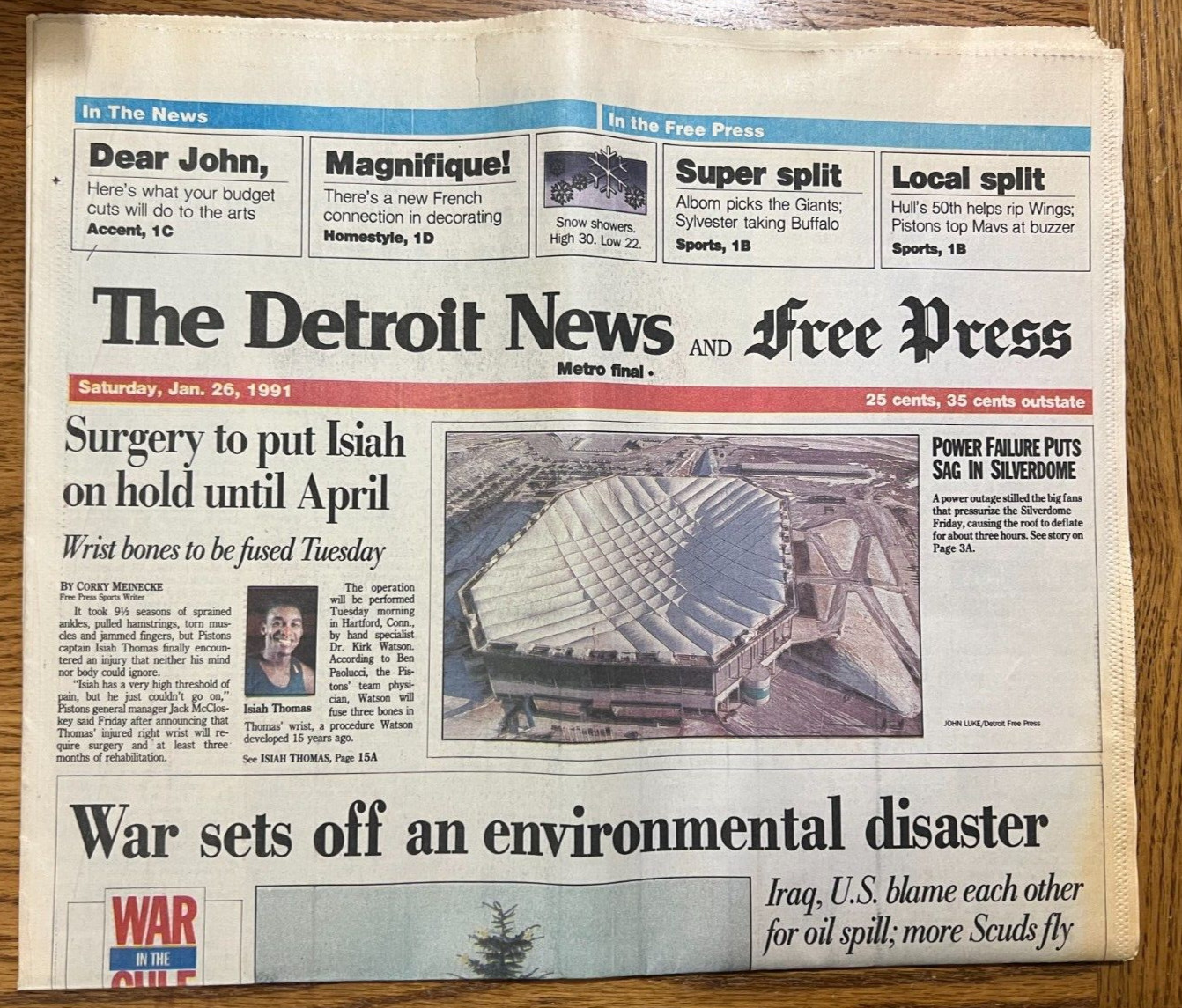 Jan 26, 1991 Detroit News and Free Press Pontiac Silverdome Photo
