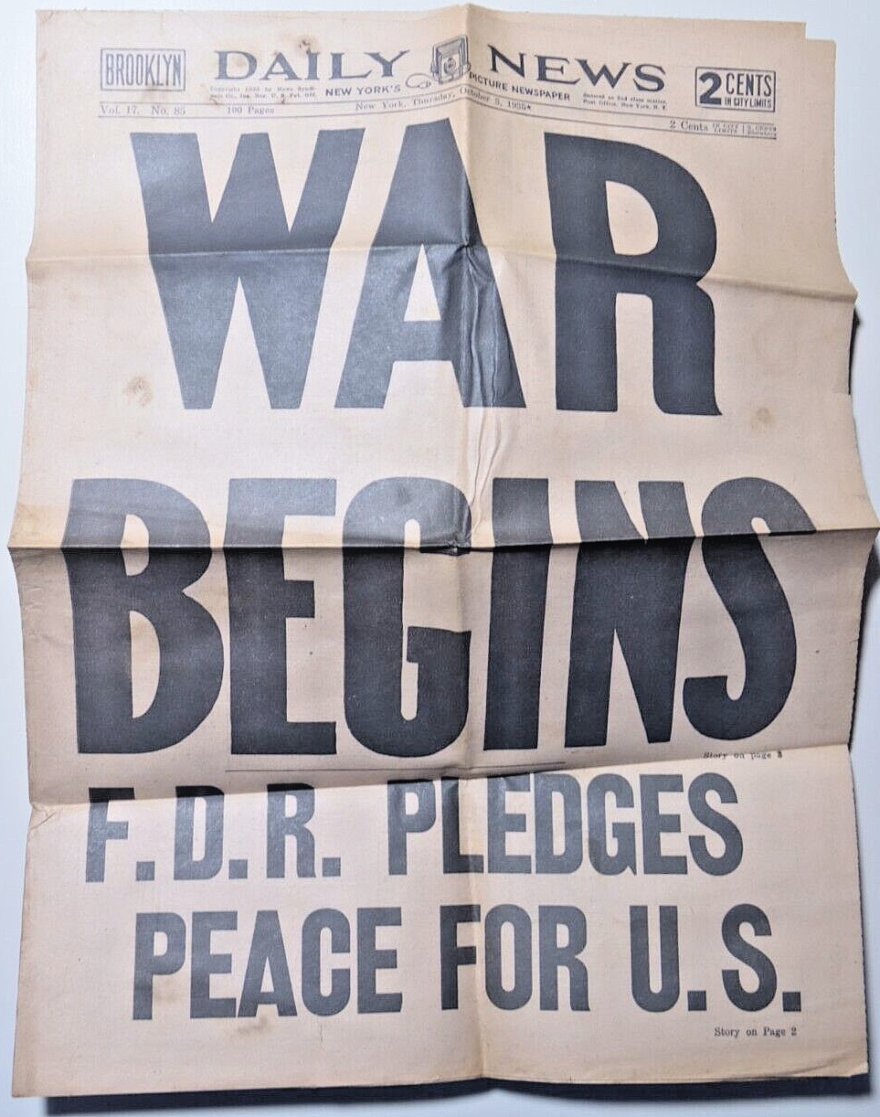 NEW YORK DAILY NEWS COVER October 3 1935 WAR BEGINS Italy Invasion World War 2