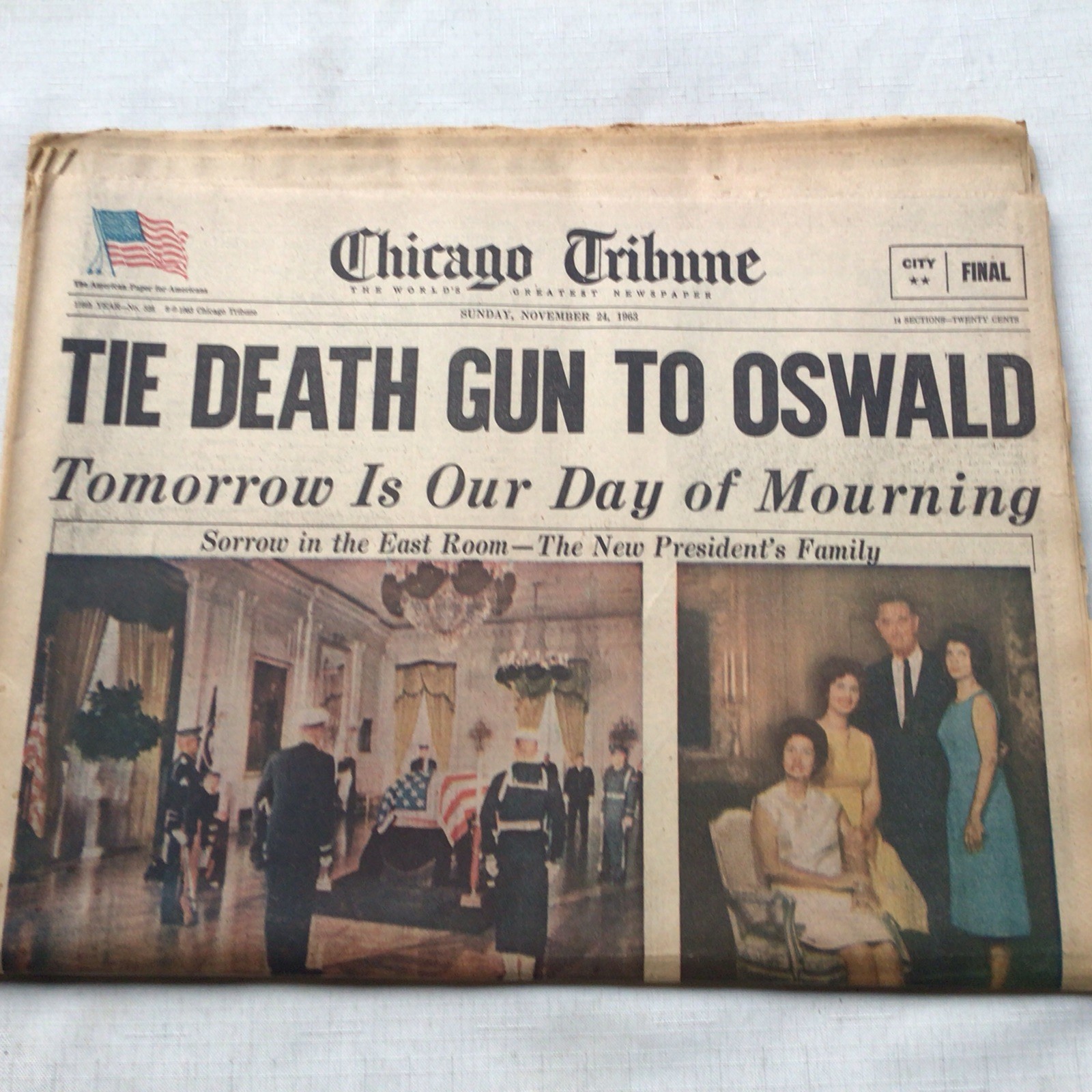 VINTAGE Chicago Tribune Sunday, November 24, 1963 JFK – TIE DEATH GUN TO OSWALD