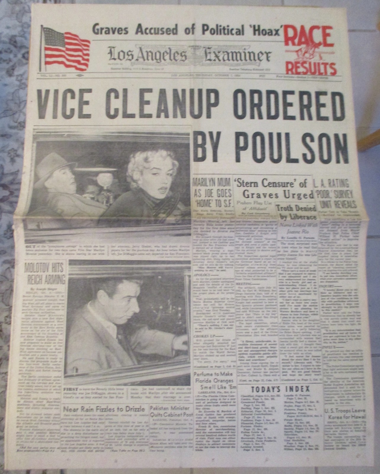 VTG OCT 7, 1954 ‘LA EXAMINER’ Newspaper~”MARILYN (MONROE) MUM AS JOE GOES HOME”