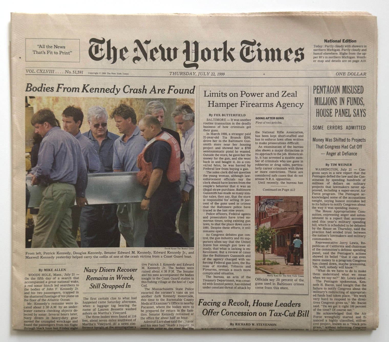 Vintage 1999 New York Times Newspaper JFK Jr Plane Crash Bodies Found July 22