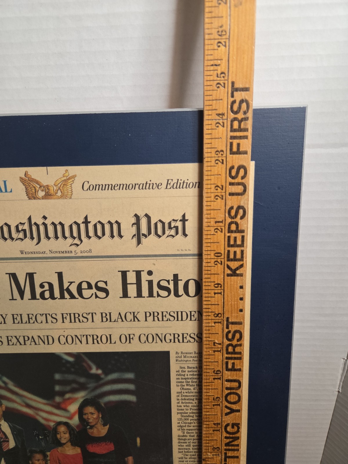 Newspaper OBAMA MAKES HISTORY. FIRST BLACK PRESIDENT, COMMEMORATIVE EDITION NICE