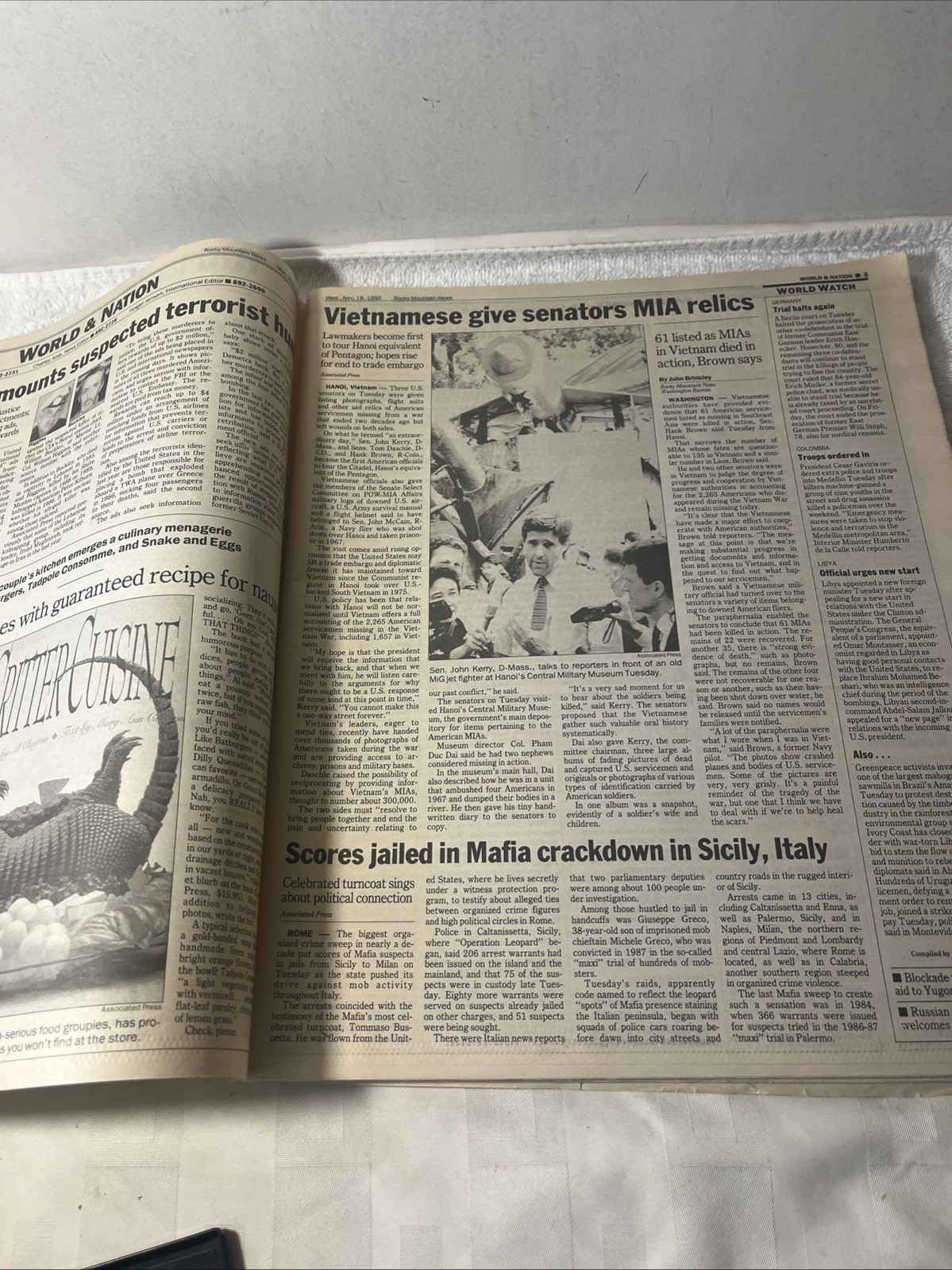 VTG Rocky Mountain News Newspaper Nov 18 , 1992 A Team Is Born Colorado Rockies