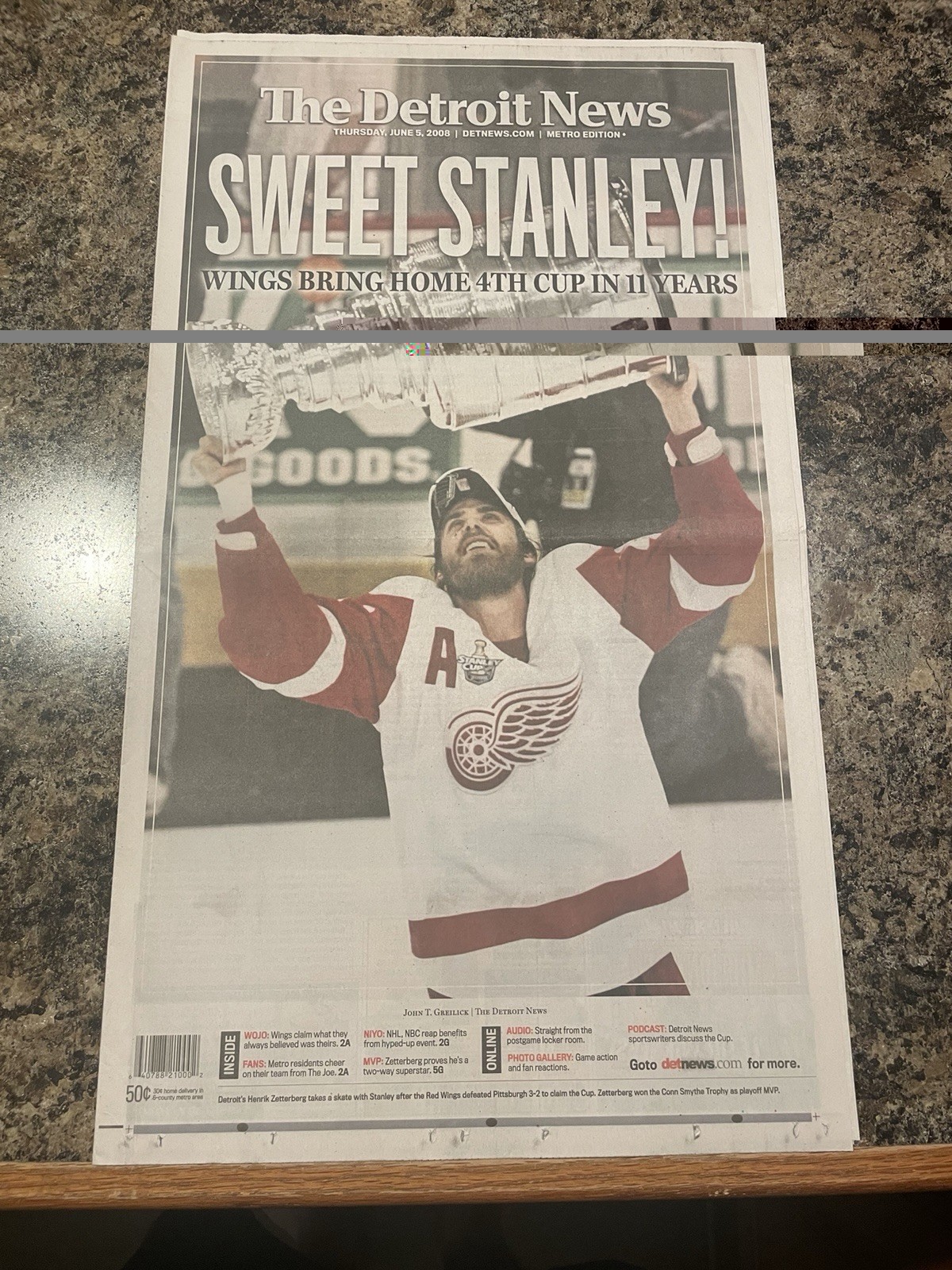 2008 Detroit Red Wings Hockey Champions Newspaper.