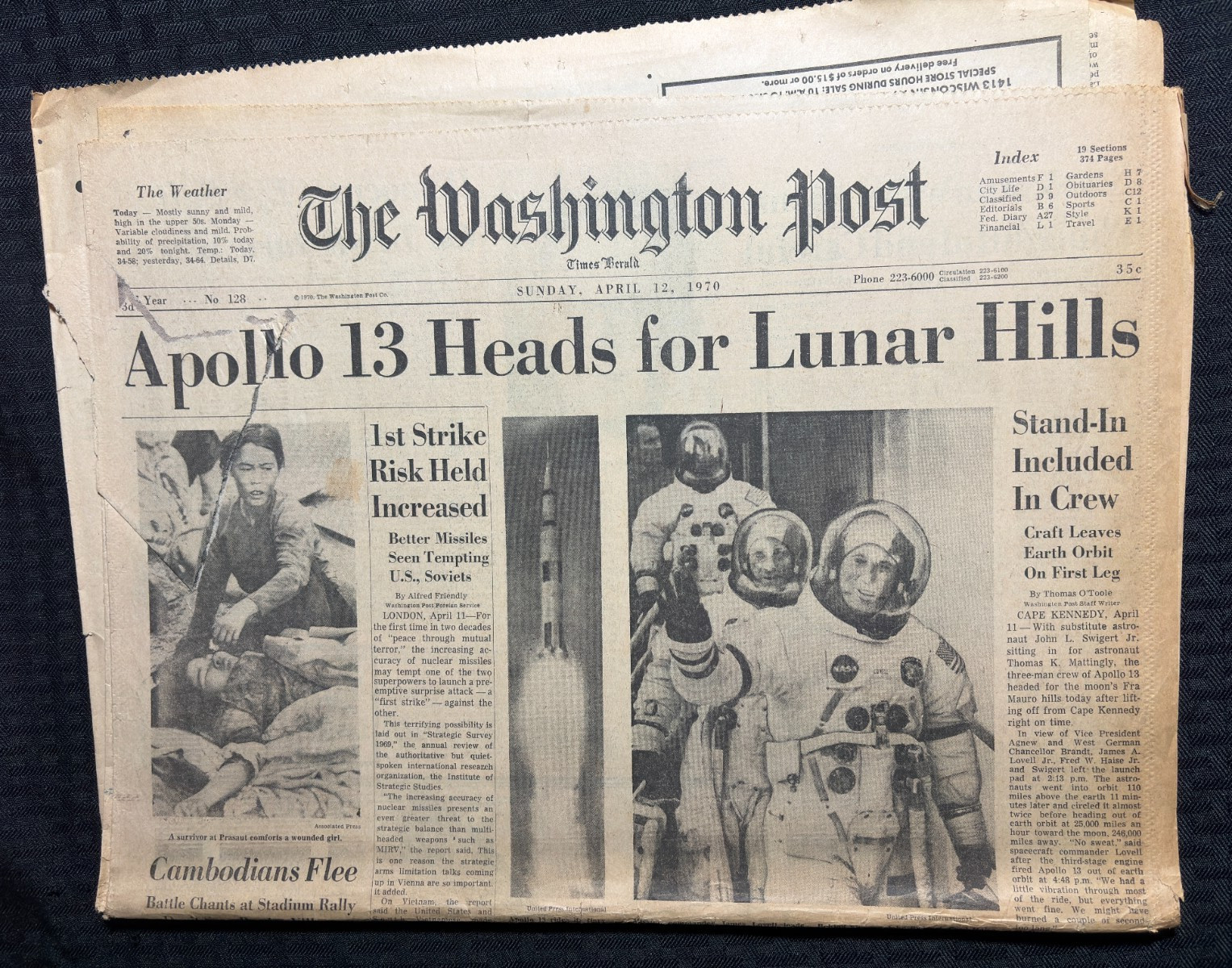1970 April 12 WASHINGTON POST Newspaper G/VG 3.0 Apollo 13 Heads for Lunar Hill