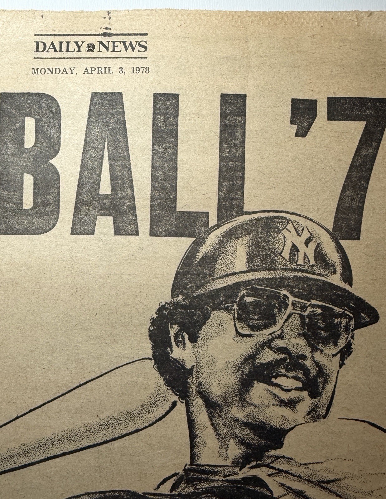 Vintage 4/3/1978 – NY Yankees Reggie Jackson – New York Daily News Cover