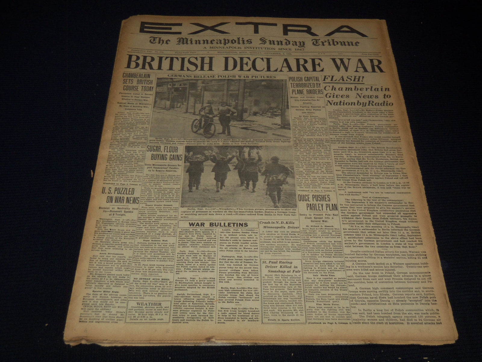 1939 SEPT 3 MINNEAPOLIS SUNDAY TRIBUNE EXTRA – BRITISH DECLARE WAR – NT 9519