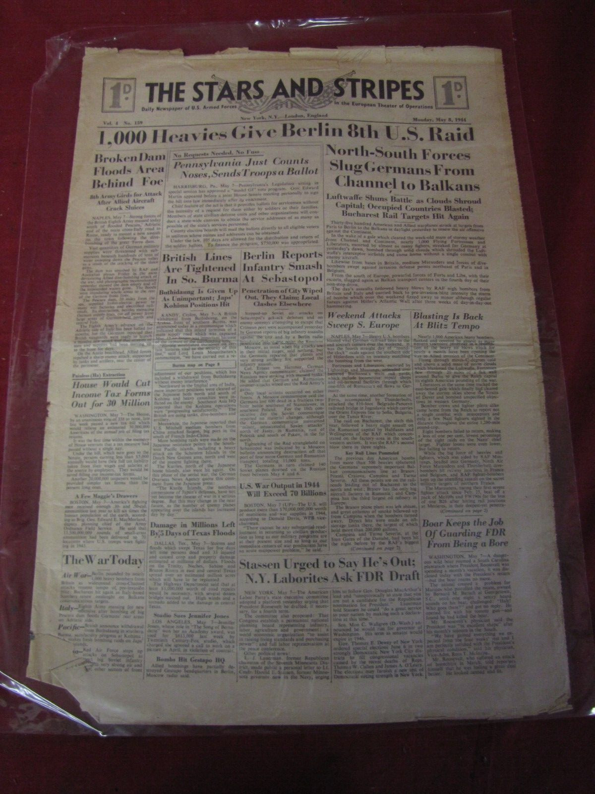 Antique 1944 The Stars & Stripes Newspaper Page (#4)