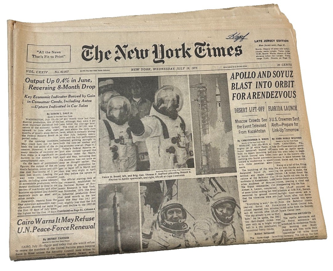 New York Times July 16th 1975 Apollo and Soyuz Blast Into Orbit Newspaper