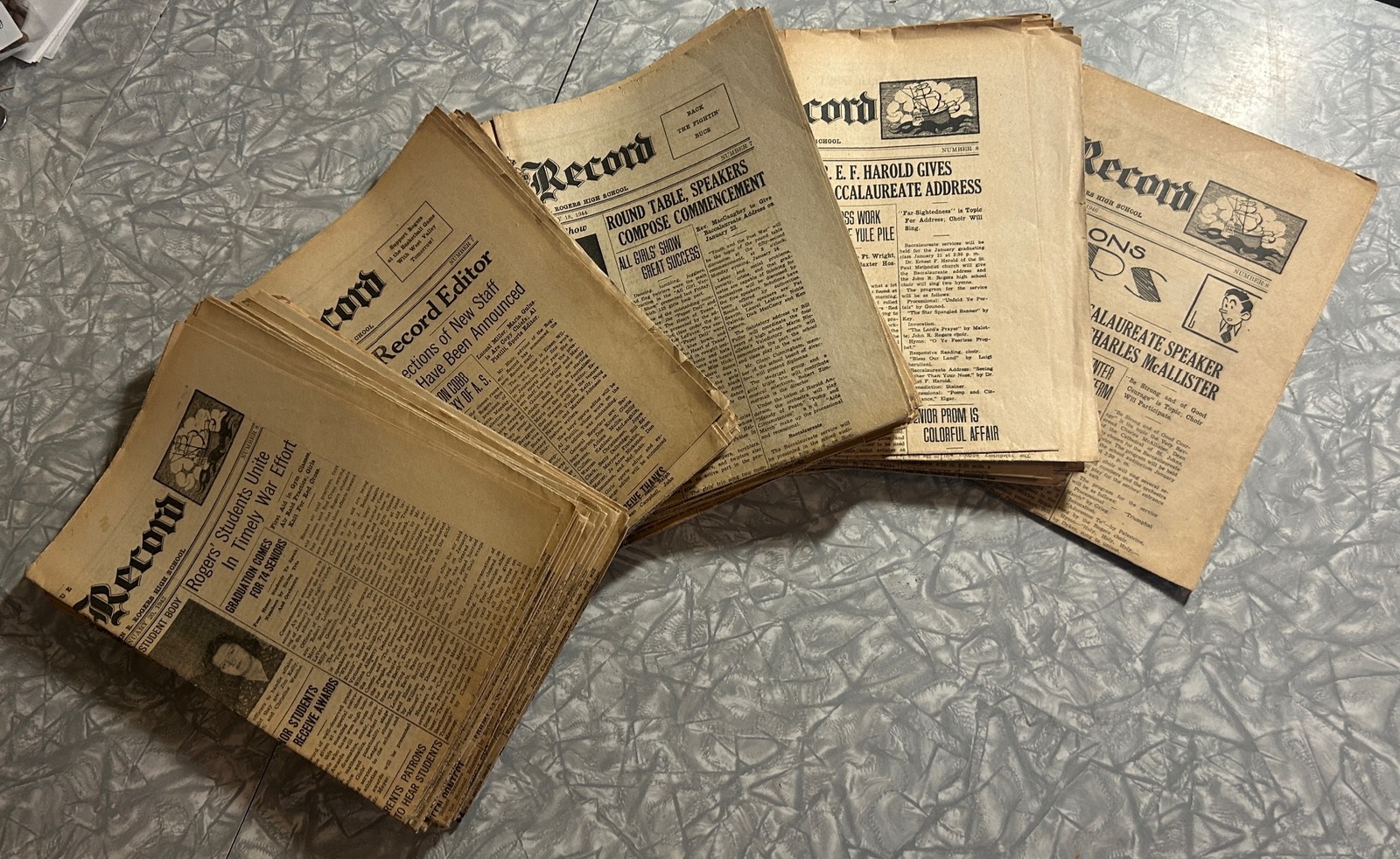 59 WWII 1940’S ROGERS RECORD HIGH SCHOOL NEWSPAPERS SPOKANE WA PIRATES HILLYARD