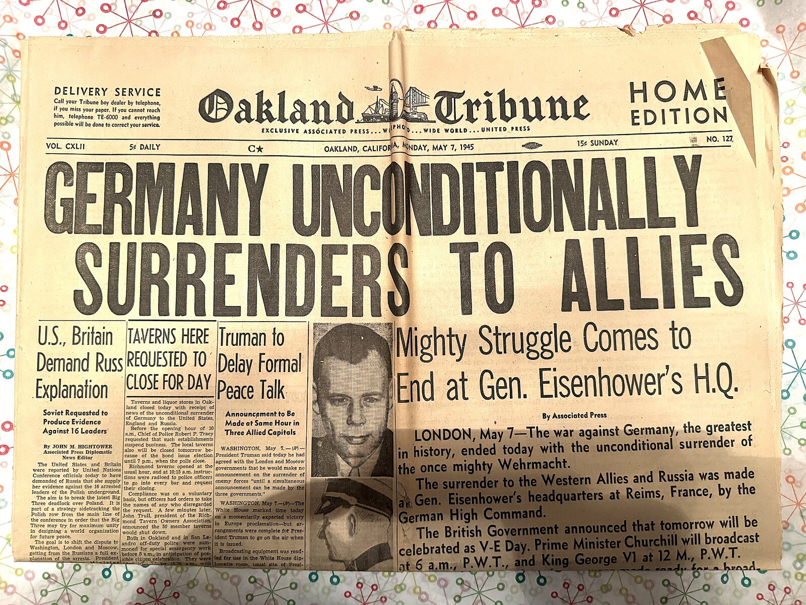 Oakland Tribune May 7, 1945 Germany Unconditionally Surrenders to Allies