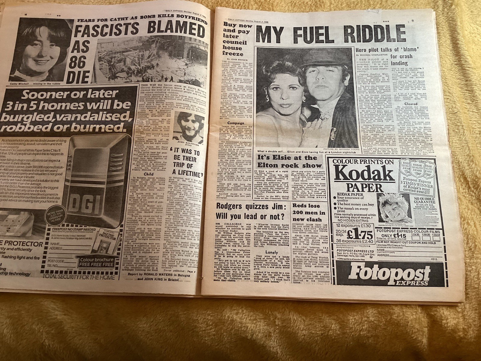 Plane Crash John Spiers Queen Mother80 Express August 4 1980 Original Newspaper