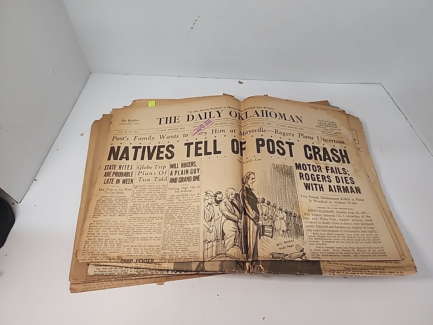 Lot Of Newspapers 1918, 1935 Will Rogers Plane Crash 1967 60 Years As A State OK