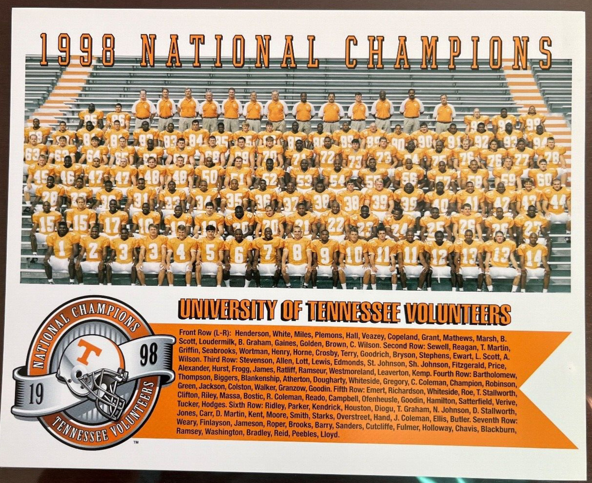 Tennessee Volunteers 1998 National Champion Football Team Picture, 8 x 10, MINT