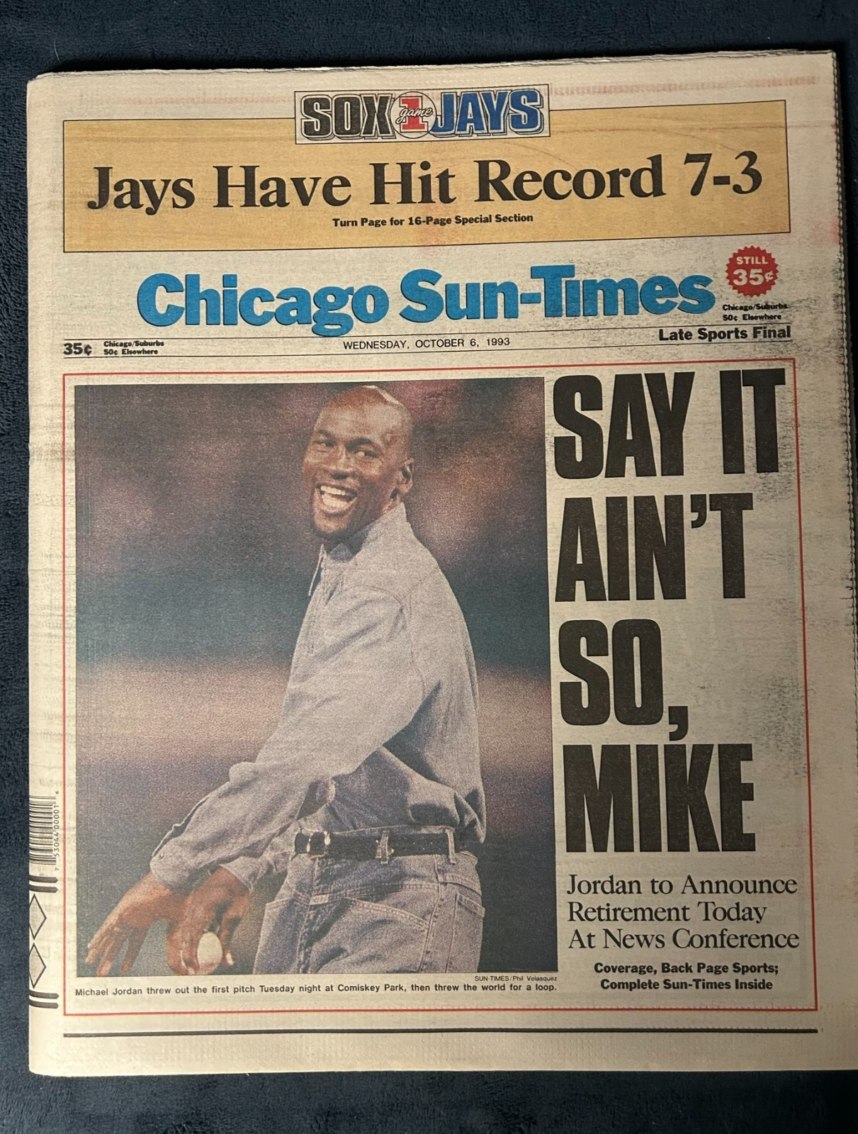 1993 Chicago Sun-Times MICHAEL JORDAN RETIRES newspaper NM