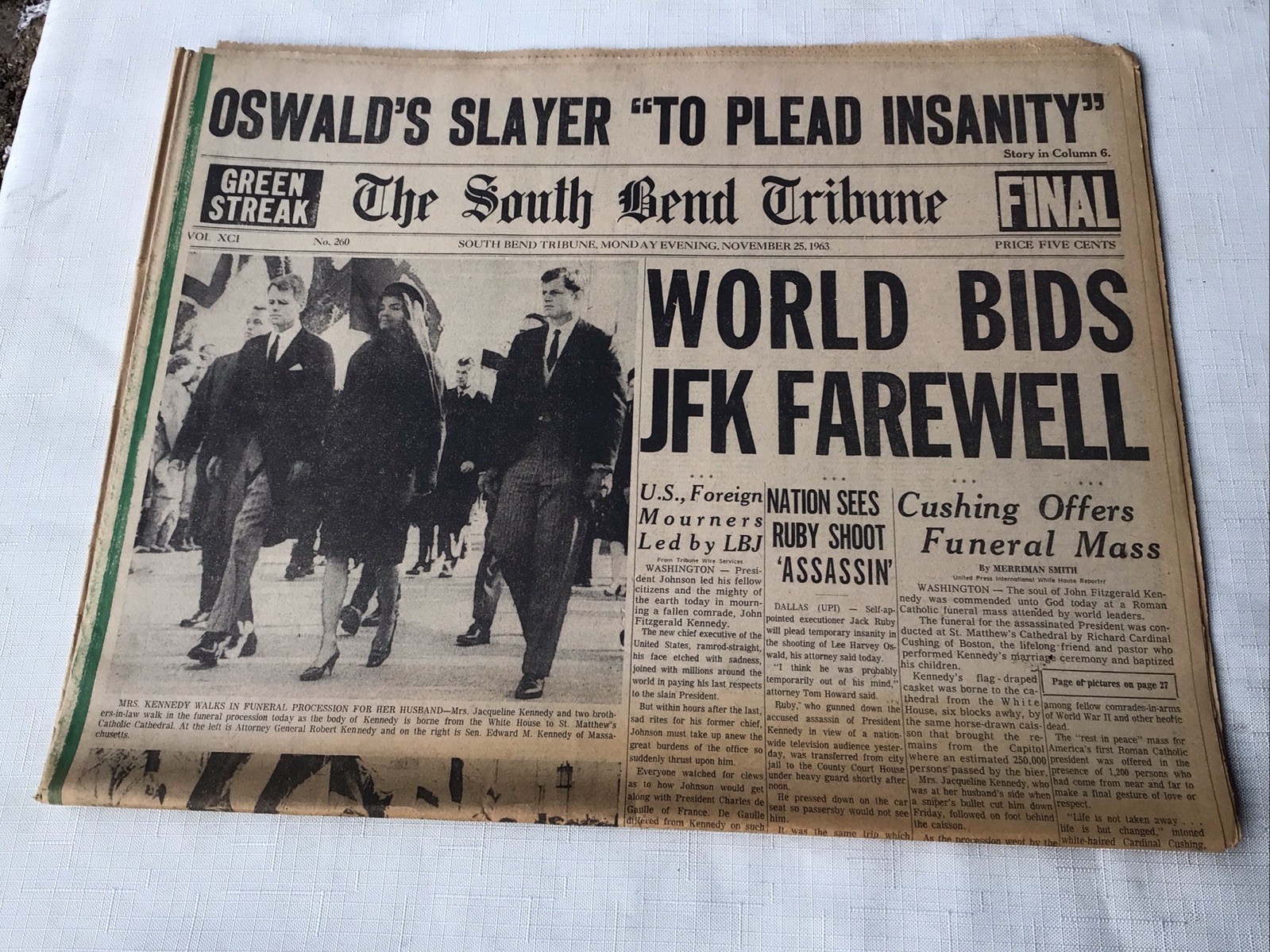 The South Bend Tribune Monday, November 25, 1963 World Bids JFK Farewell