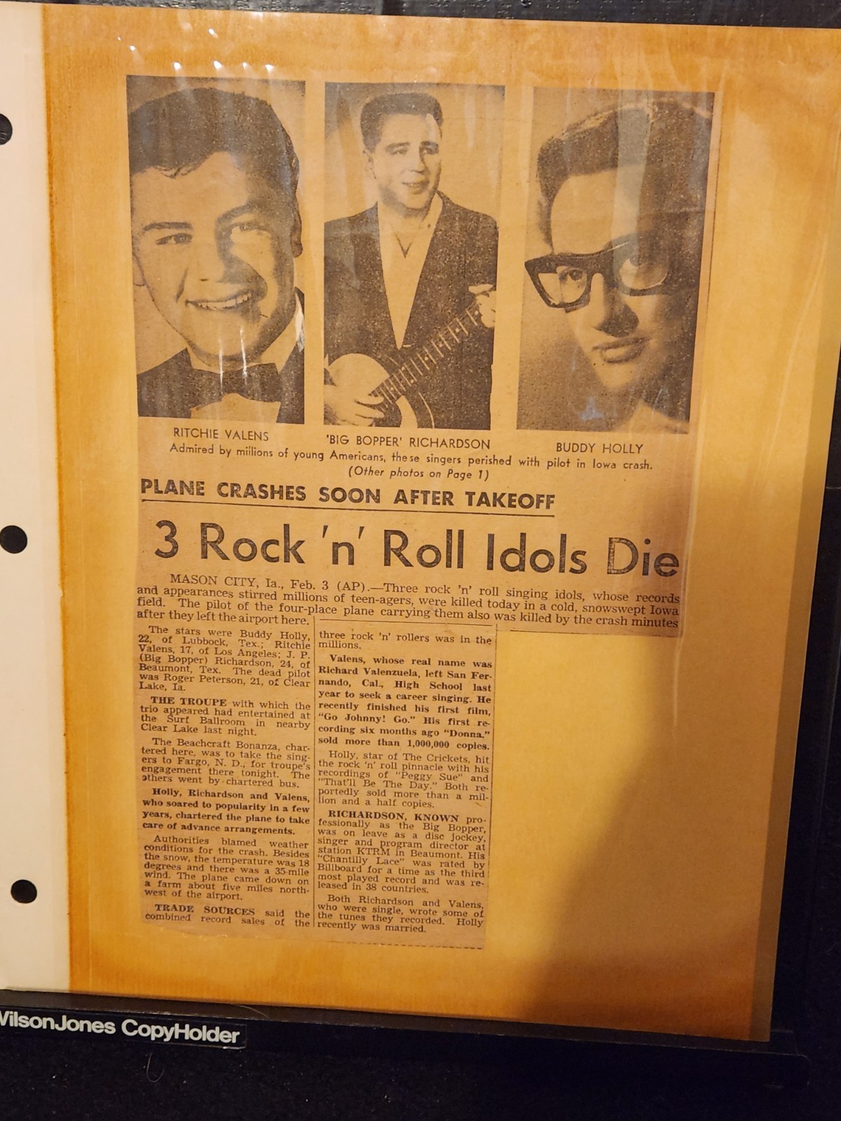 2 Newspaper Clippings Of Feb. 3, 1959 Plane Crash Of 3 Musicians Lot 896