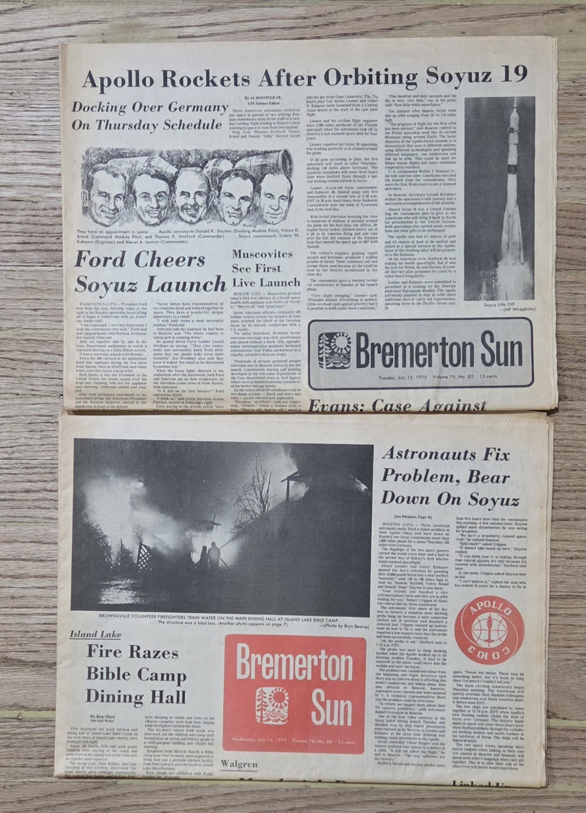 (2) 1975 Apollo Soyuz 19 Newspaper Lot