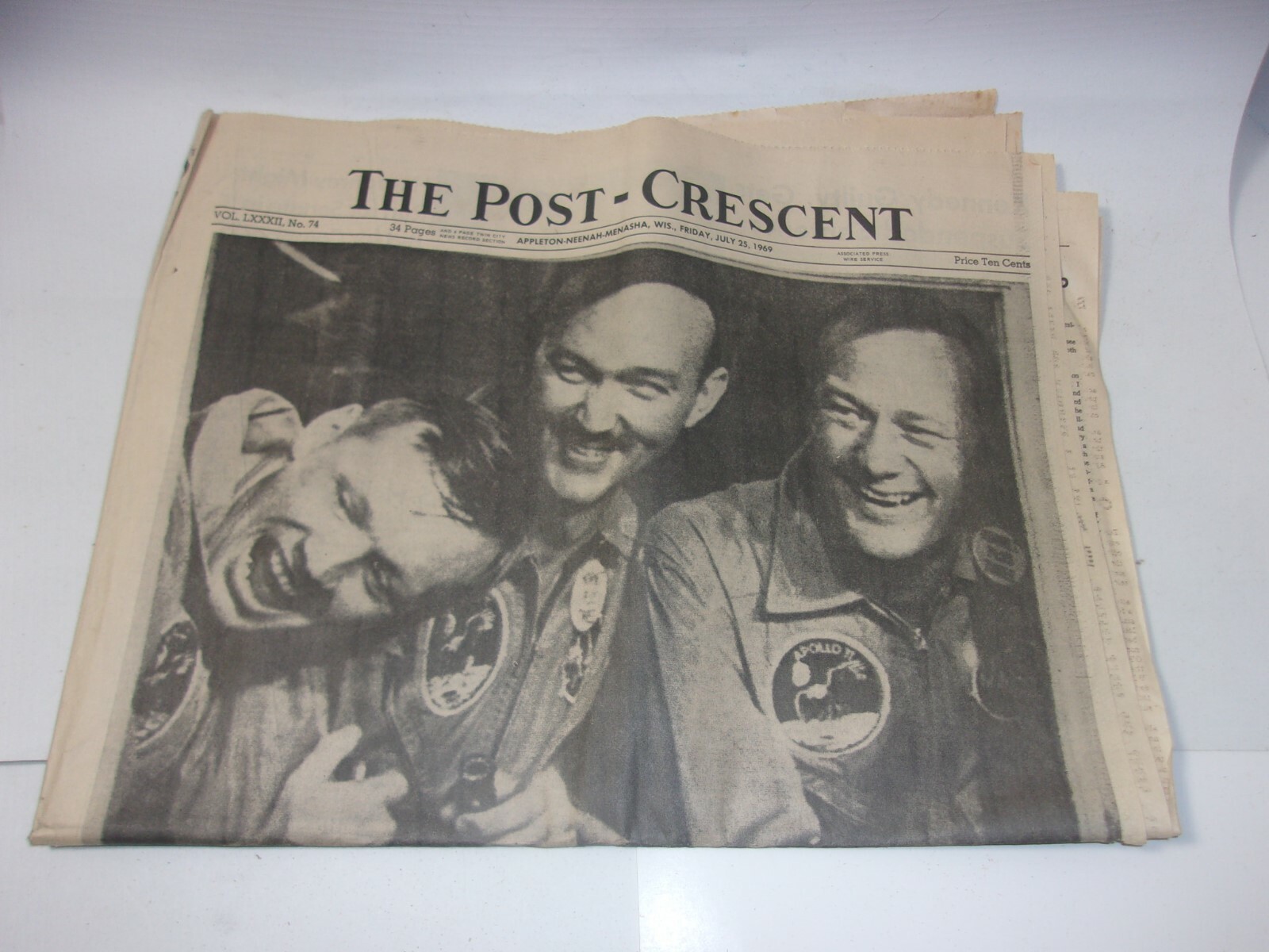 Apollo 11 Astronauts Man on the Moon Space Newspaper 1969 Planet of the Apes Ad